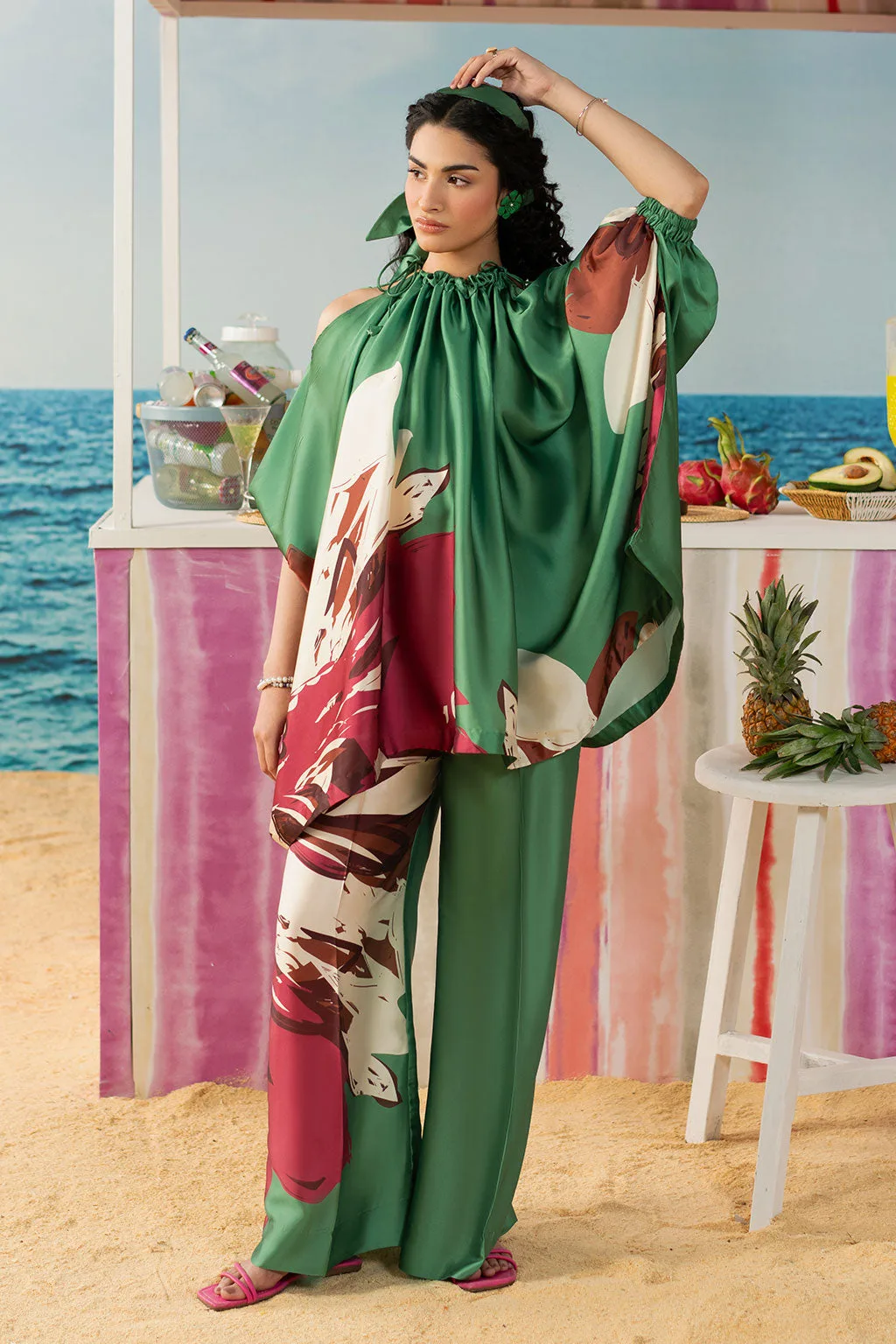 Green silk shirt and straight pants set with digital print – view 1 – Poshaq