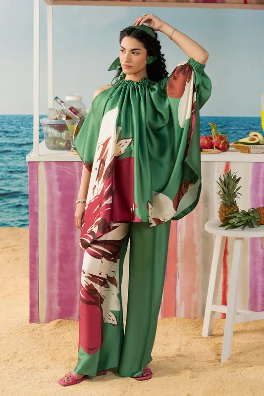 Green silk shirt and straight pants set with digital print – view 1 – Poshaq