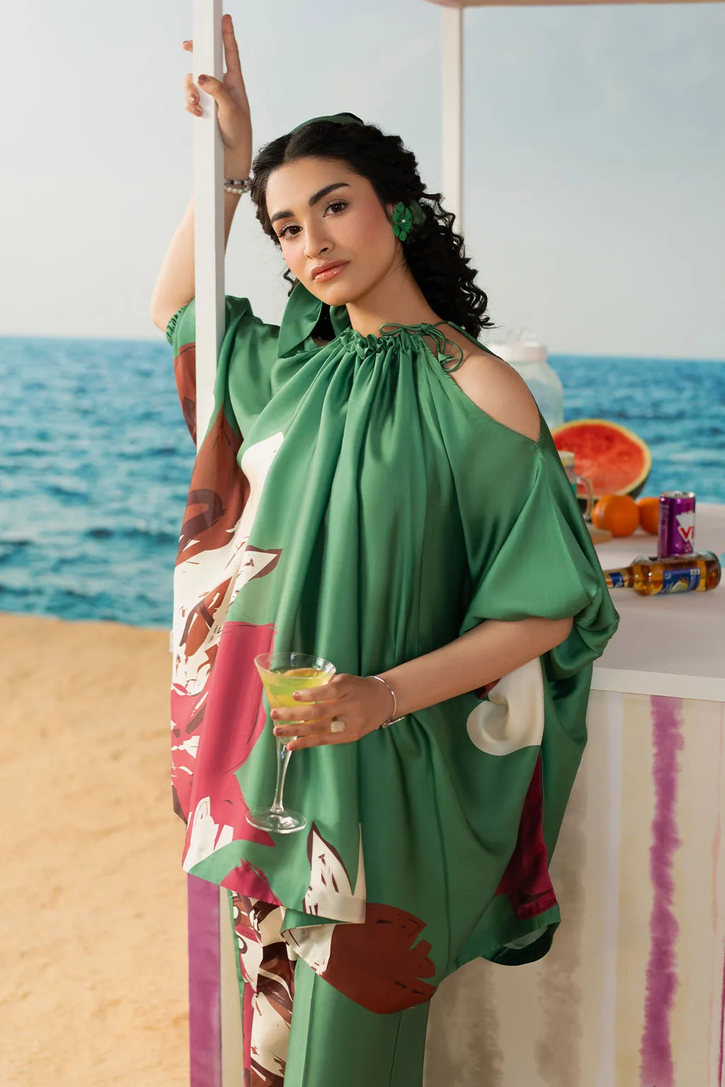 Green silk shirt and straight pants set with digital print – view 3 – Poshaq