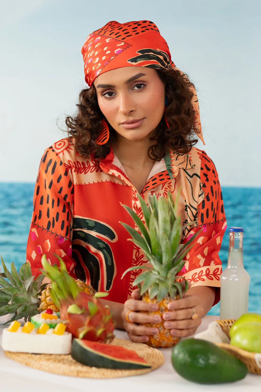 Orange silk shirt and straight‑leg trousers with a crisp crease – view 3 – Poshaq