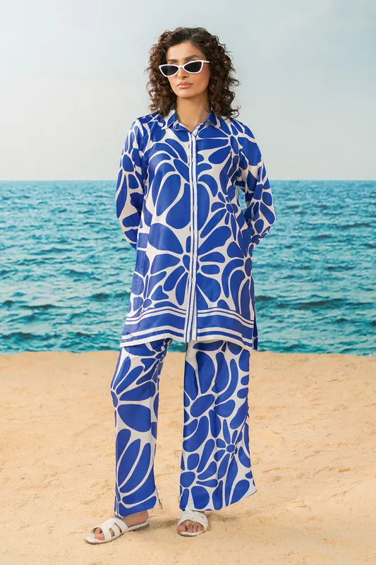 Blue silk shirt and straight trousers set with crisp crease finish – view 1 – Poshaq