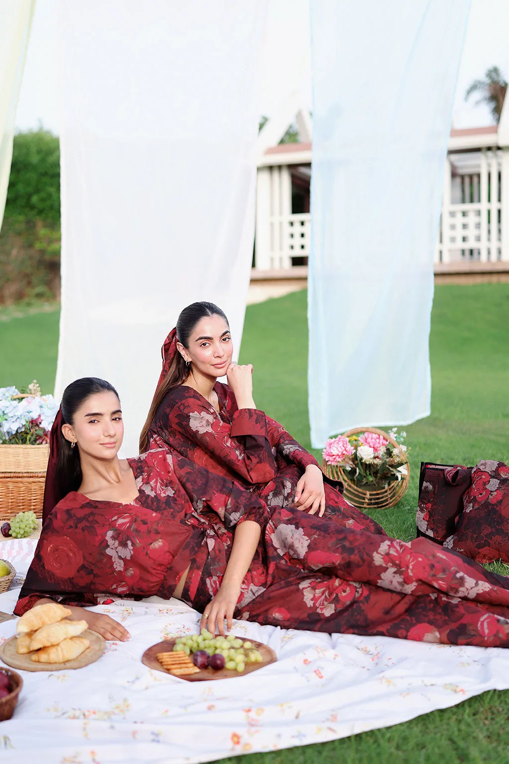 Maroon lawn two‑piece set with printed top and matching trousers – view 5 – Poshaq