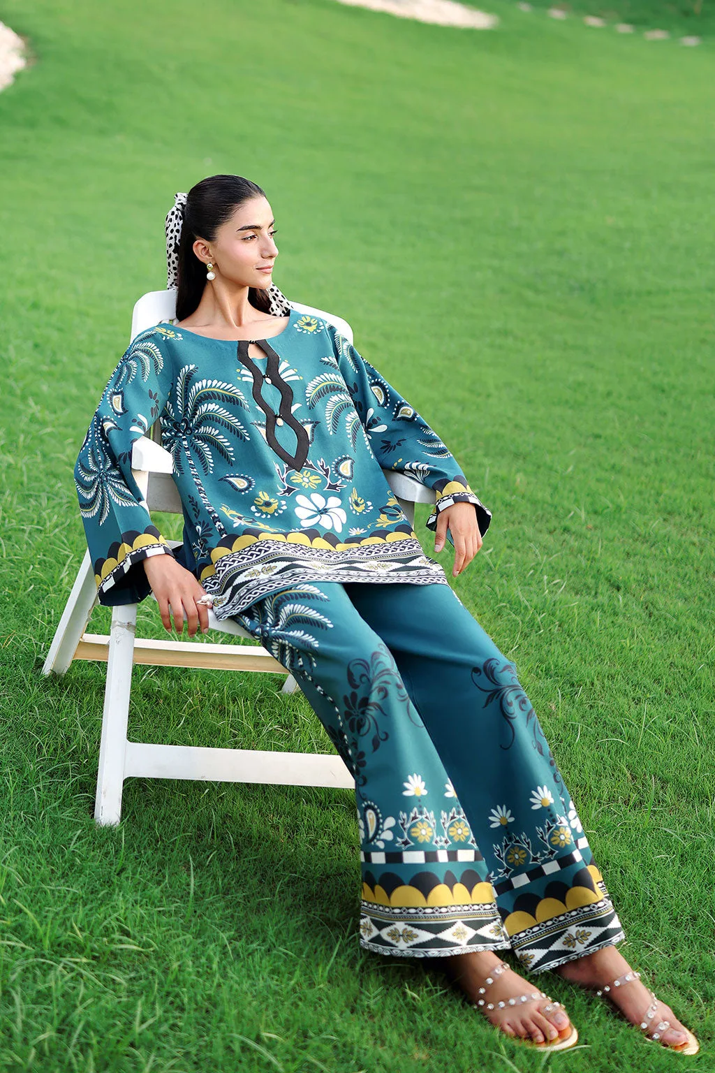Teal blue lawn 2-piece set with relaxed fit – view 5 – Poshaq