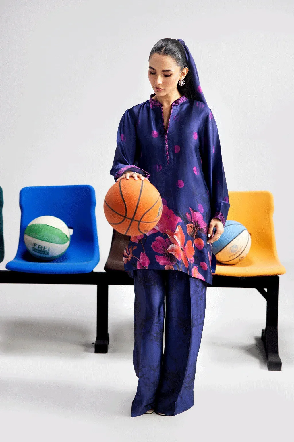 Blue silk printed set with shirt and straight pants – view 1 – Poshaq
