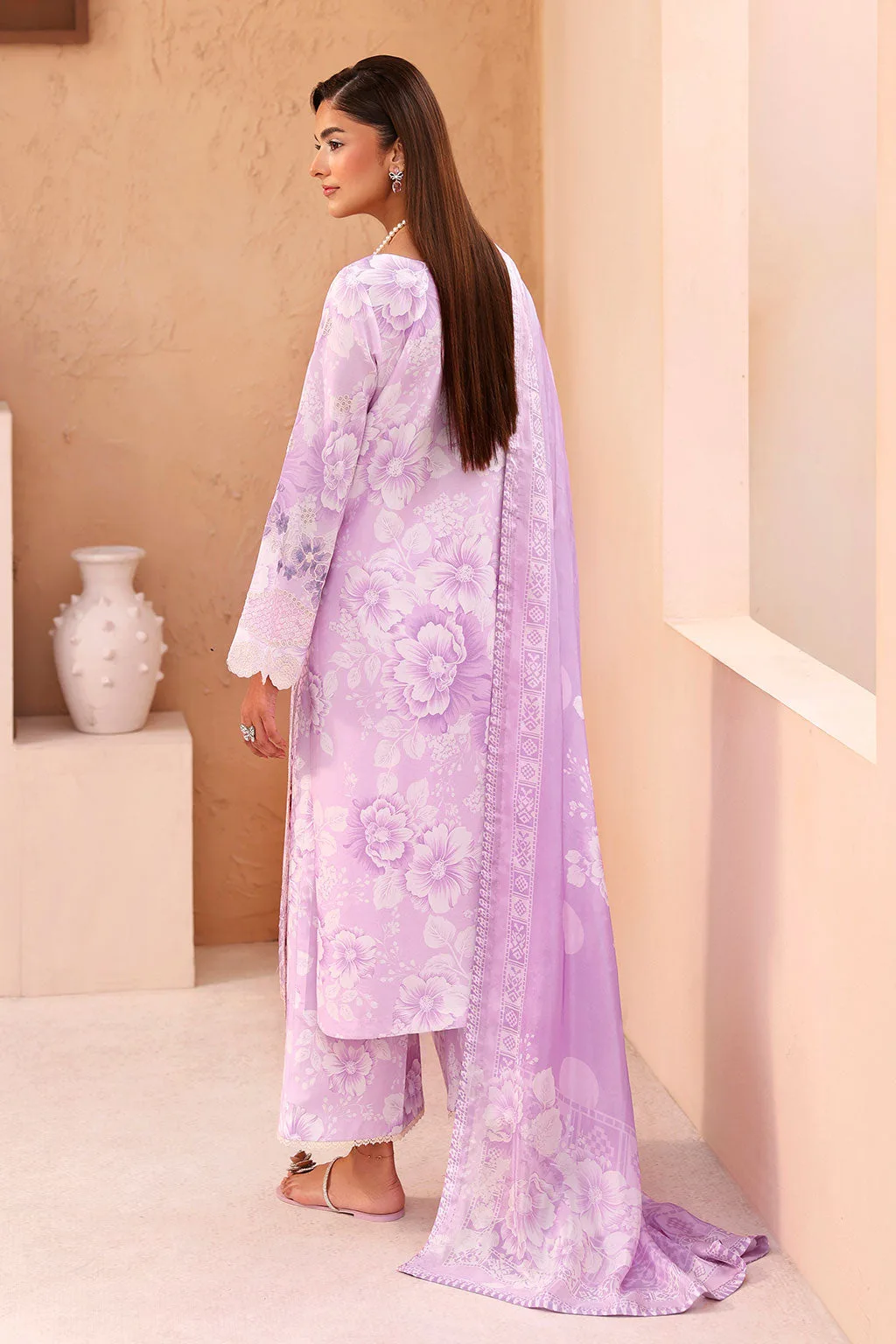 Lilac long shirt with subtle embroidery and digital print – view 2 – Poshaq