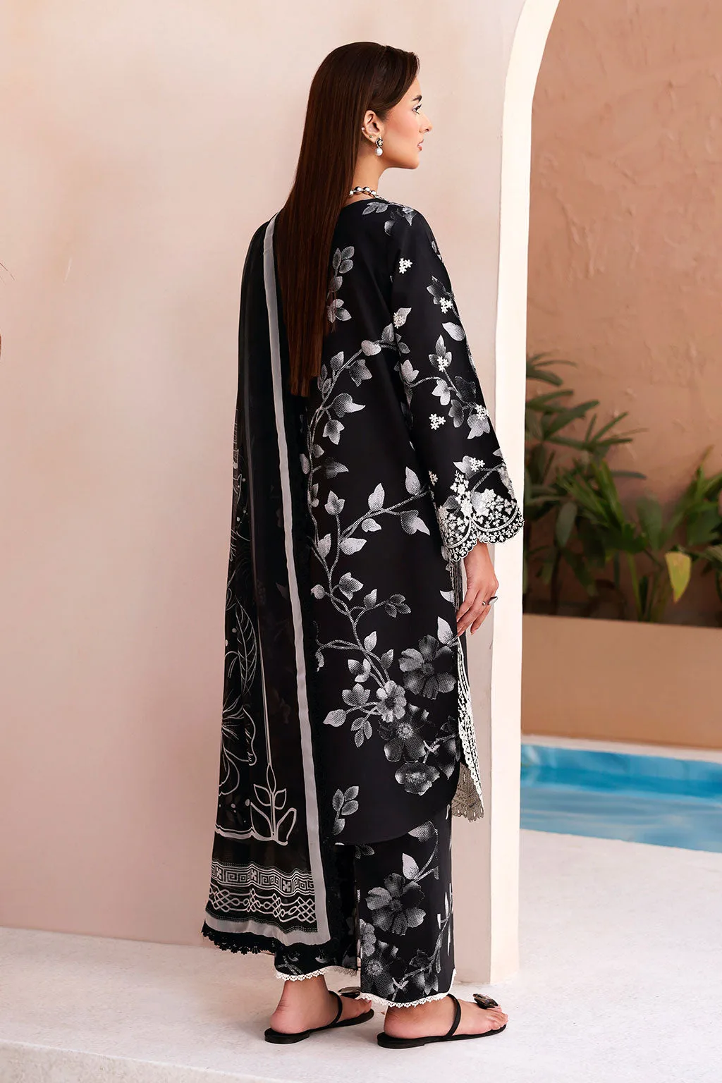 Black long shirt with organza trim and chiffon sleeves – view 2 – Poshaq