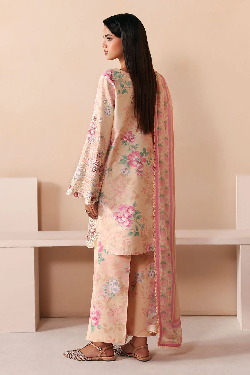 Peach organza chiffon suit with embroidered details – view 2 – Poshaq