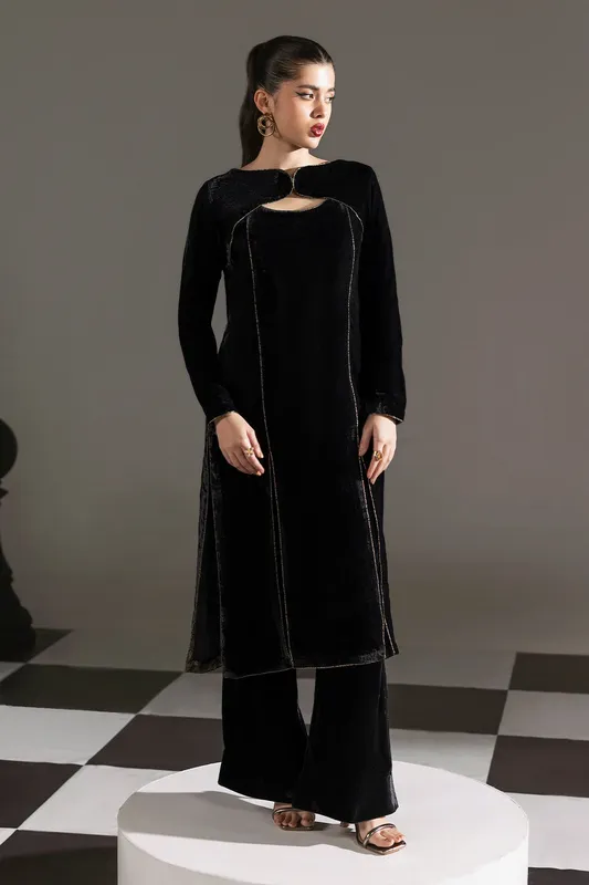 black velvet set with winged neckline and side slits – view 1 – Poshaq