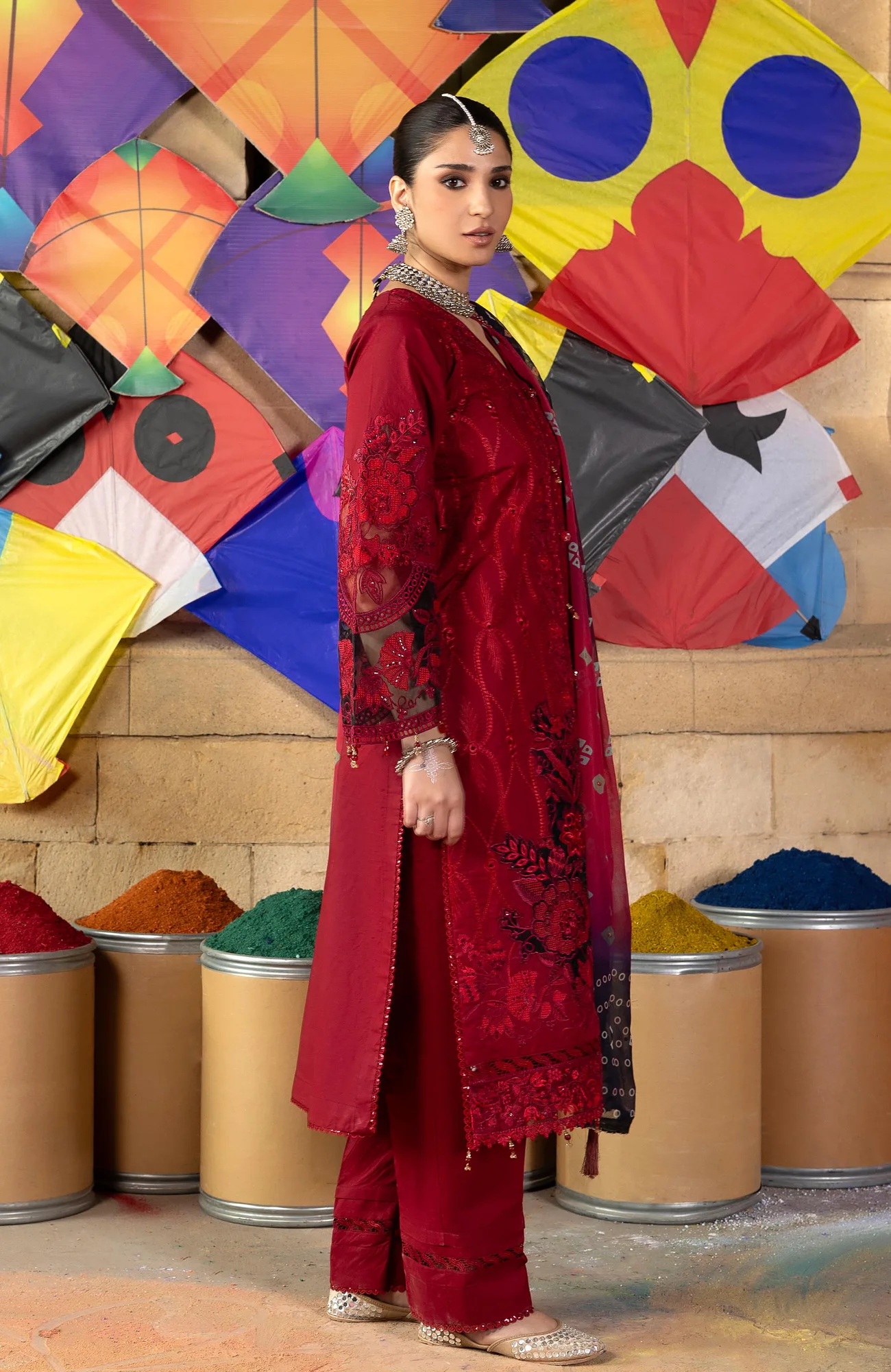 Maroon organza shirt with chiffon and cambric accents – view 2 – Poshaq