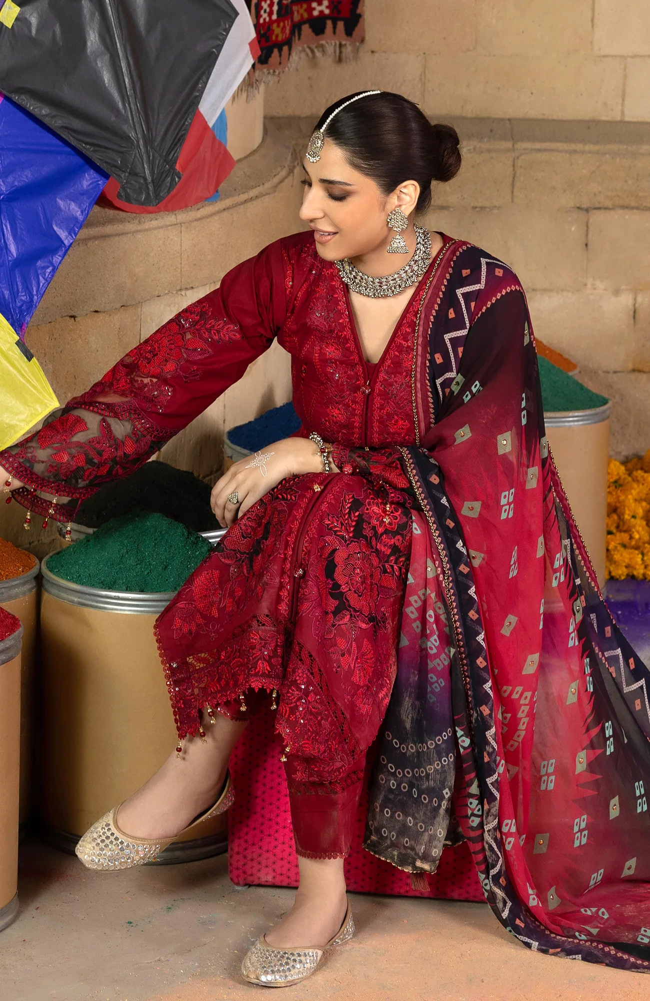Maroon organza shirt with chiffon and cambric accents – view 4 – Poshaq