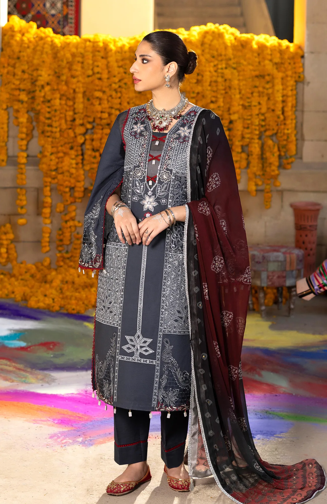 Charcoal gray long shirt with organza sleeves and chikankari embroidery – view 3 – Poshaq