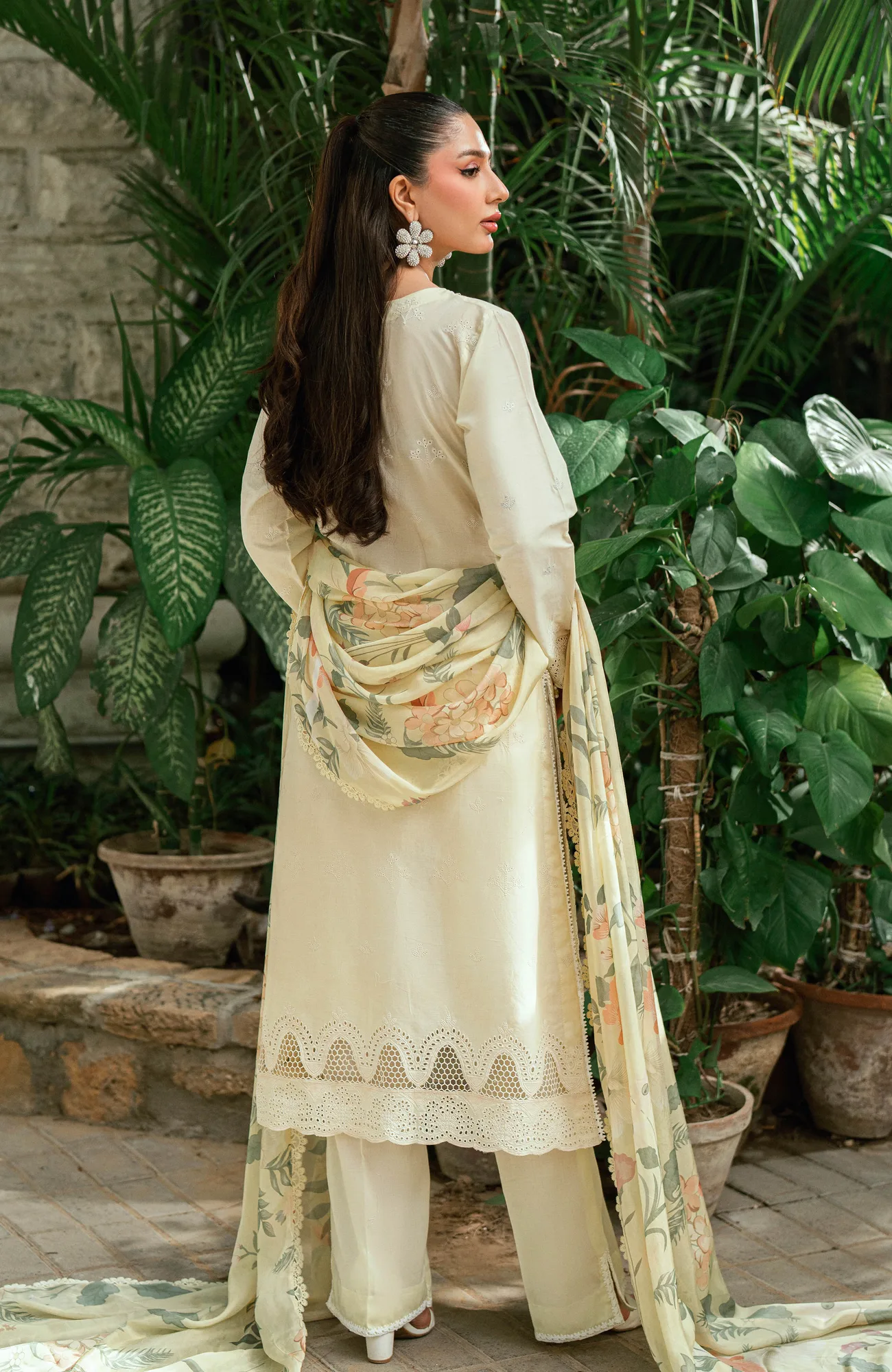 Ivory silk long shirt with intricate Schiffli and LaserKari embroidery – view 2 – Poshaq