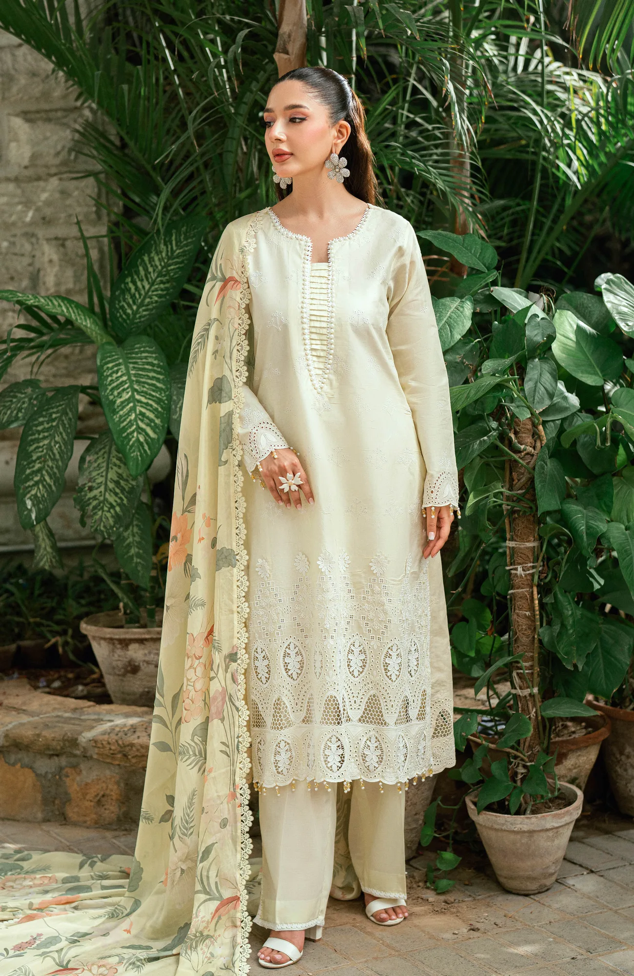 Ivory silk long shirt with intricate Schiffli and LaserKari embroidery – view 3 – Poshaq