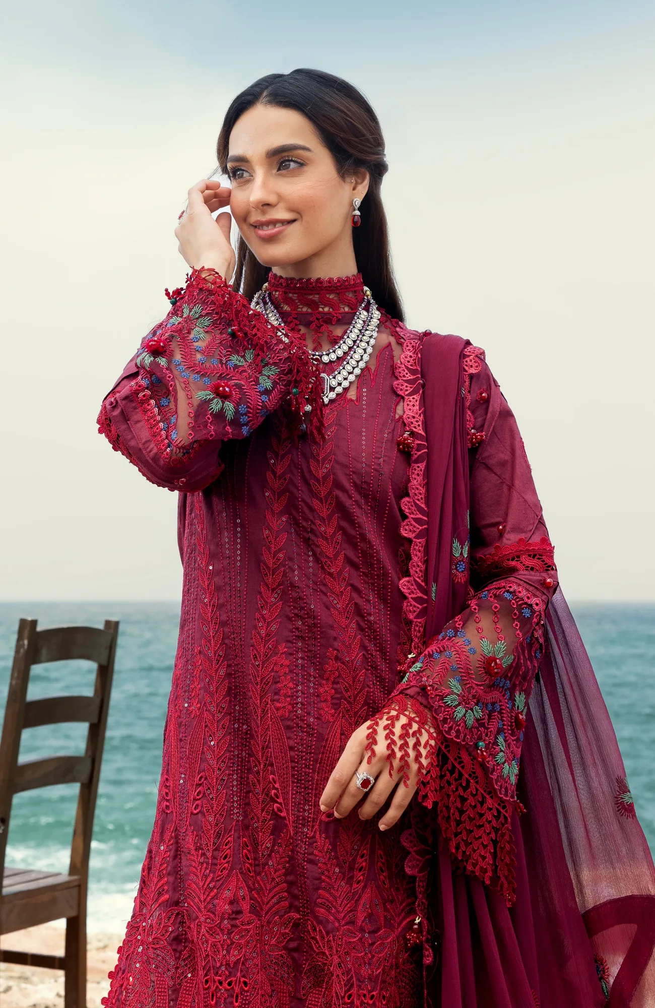 Maroon long shirt with organza embroidery – view 3 – Poshaq