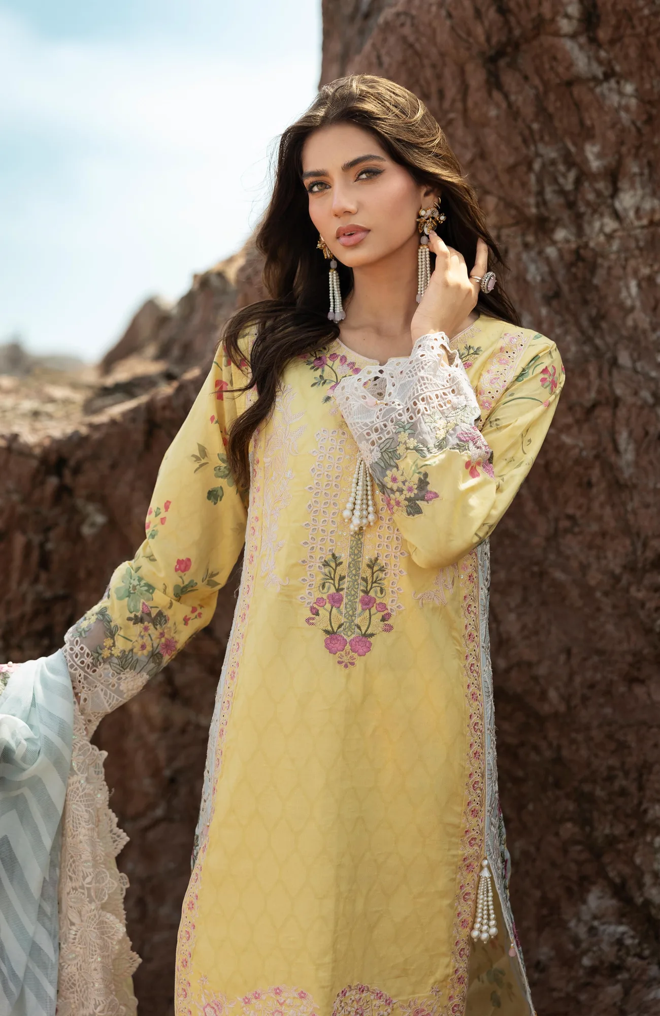 Maize Yellow lawn and organza long shirt with embroidered details – view 2 – Poshaq