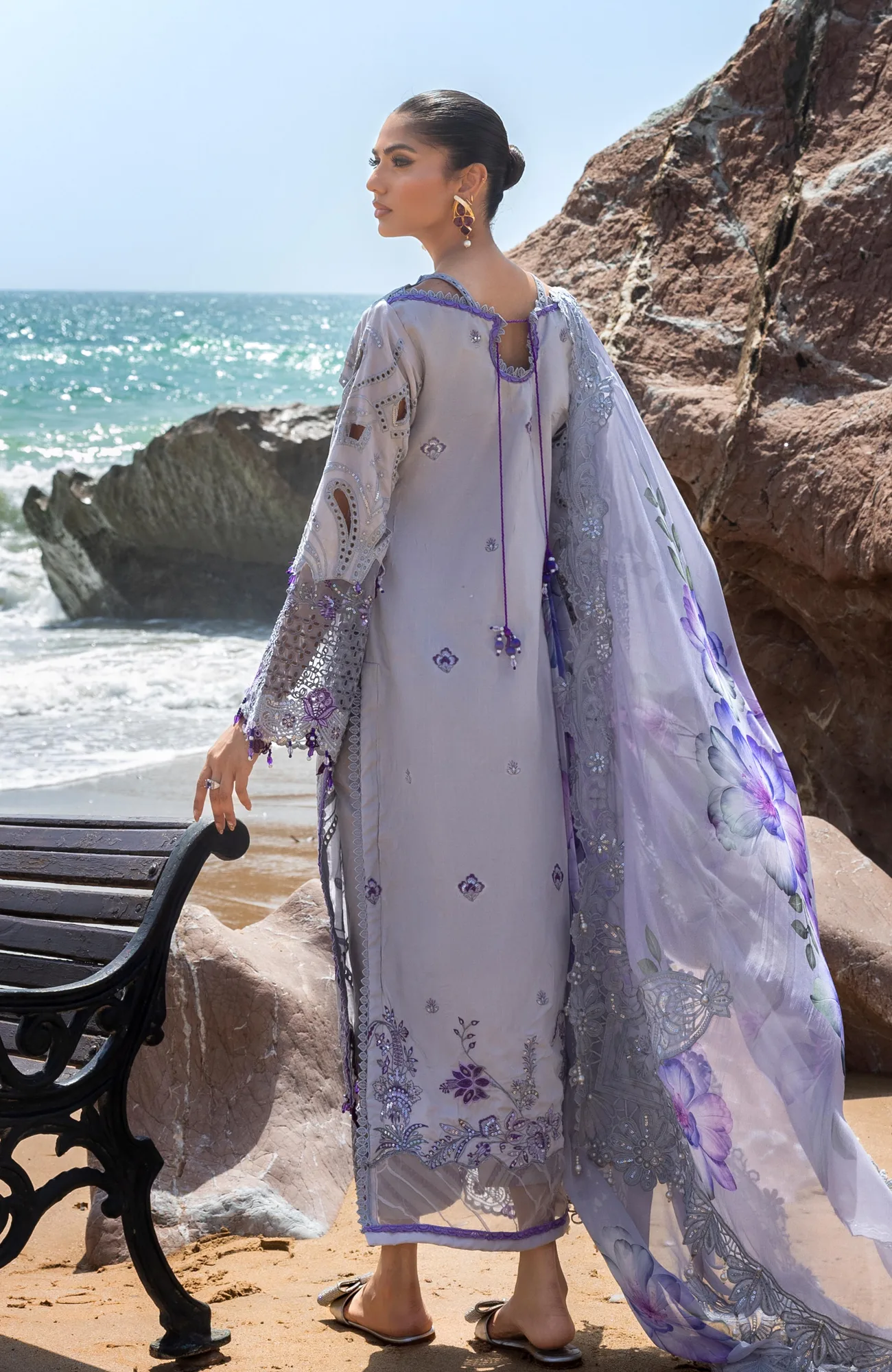 Light lavender long shirt with embroidered front and back details – view 2 – Poshaq