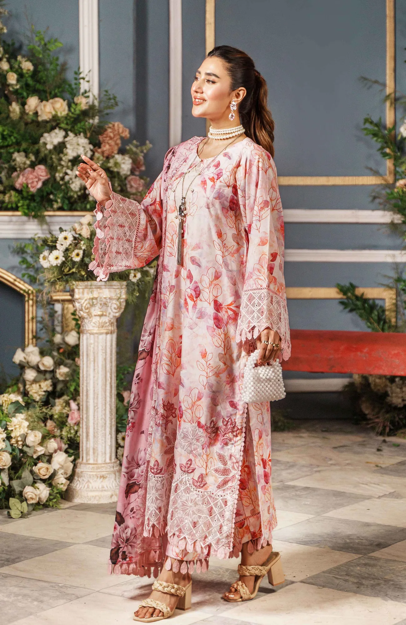 Pastel pink long shirt with printkari cutwork applique – view 3 – Poshaq