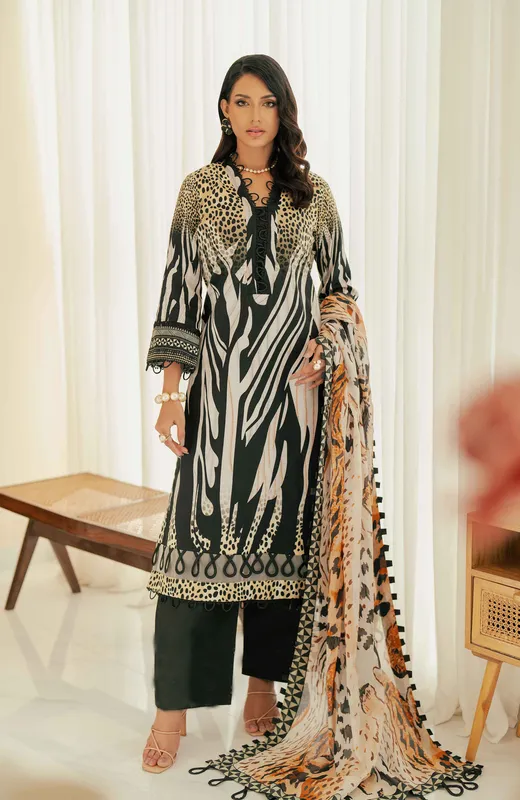 black long shirt with subtle digital print from Al Zohaib – view 1 – Poshaq