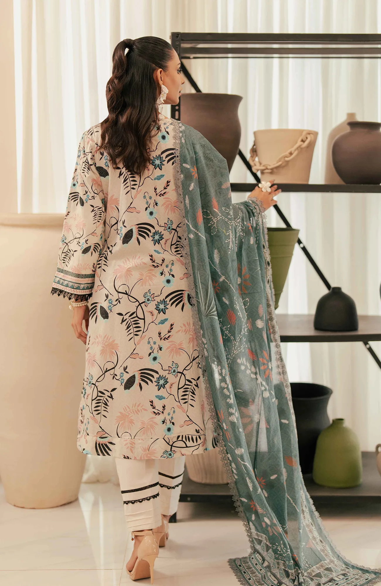 Ivory cotton silk long shirt with subtle digital print – view 2 – Poshaq