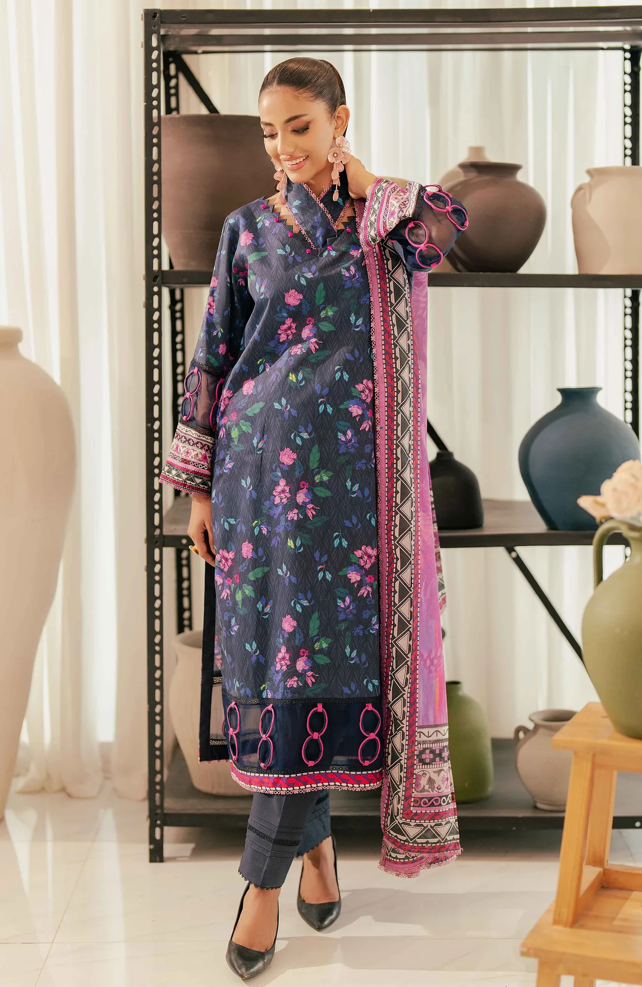 Navy long shirt with subtle digital print from Al Zohaib – view 4 – Poshaq