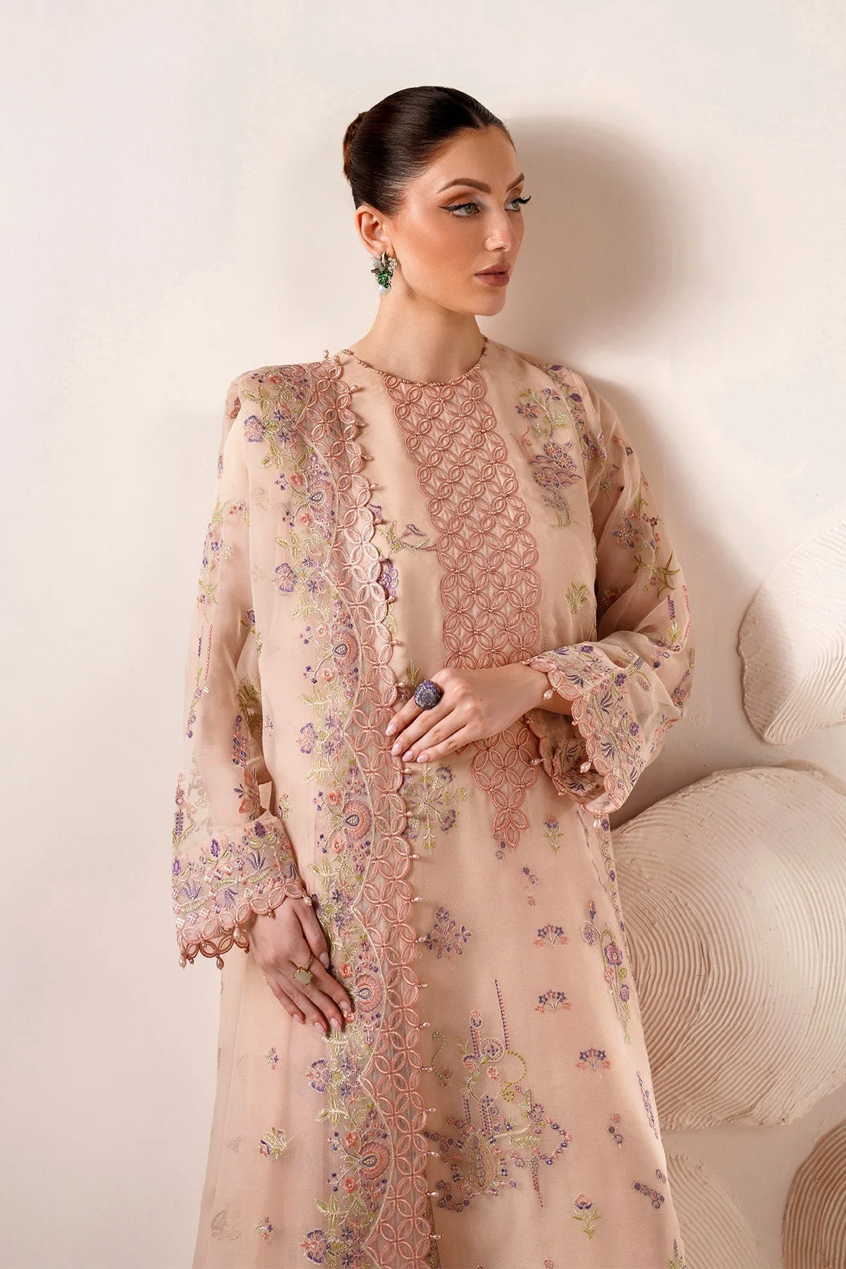Pale Peach long shirt with silk and organza detailing – view 4 – Poshaq