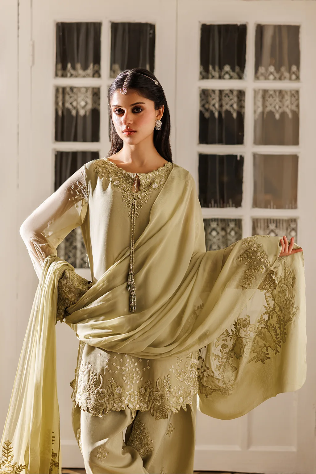 Yellow unstitched chiffon dress with embroidered organza neckline and full‑sleeve lining – view 7 – Poshaq