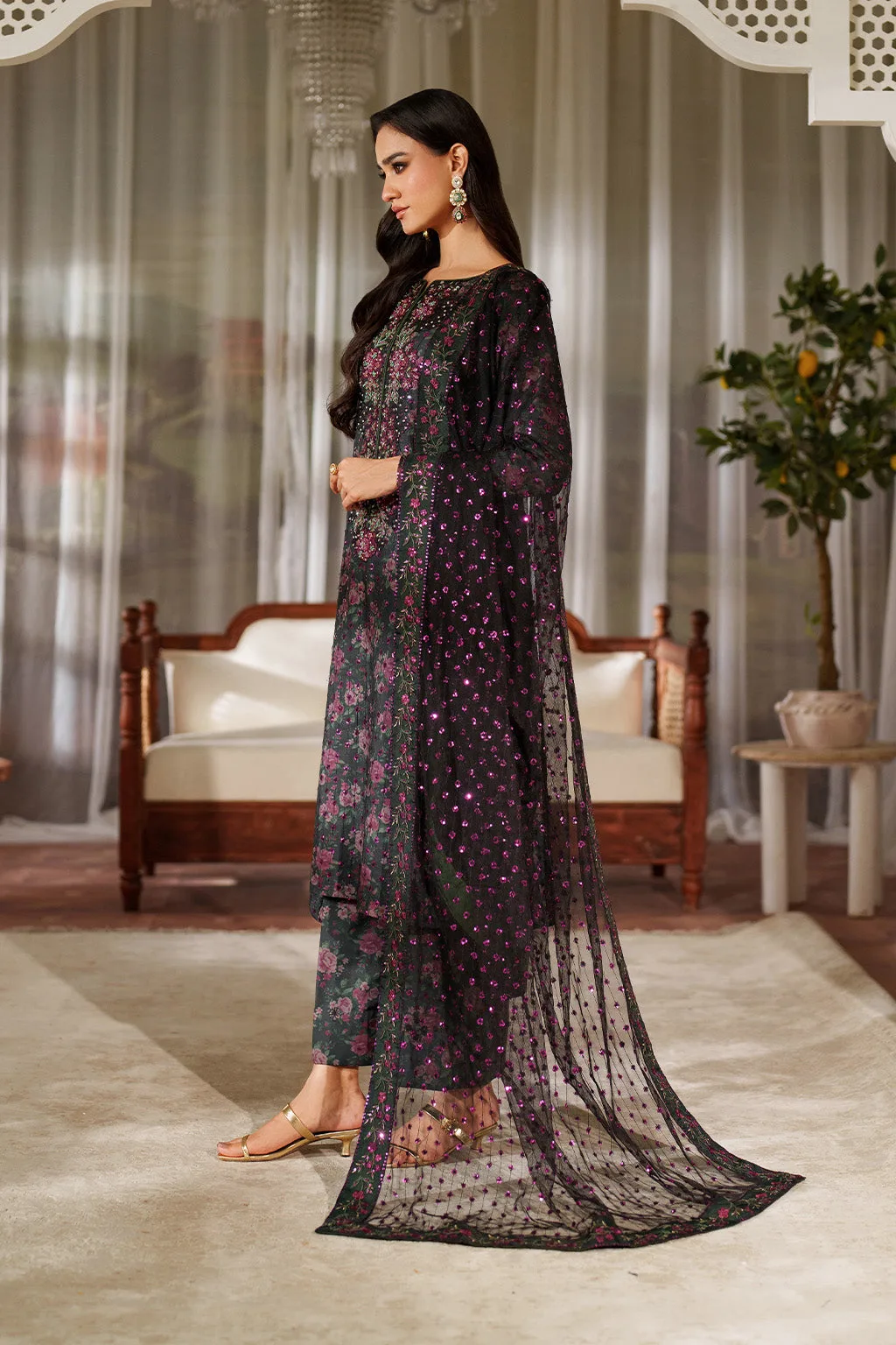 Black printed formal suit with raw silk and organza detailing – view 7 – Poshaq