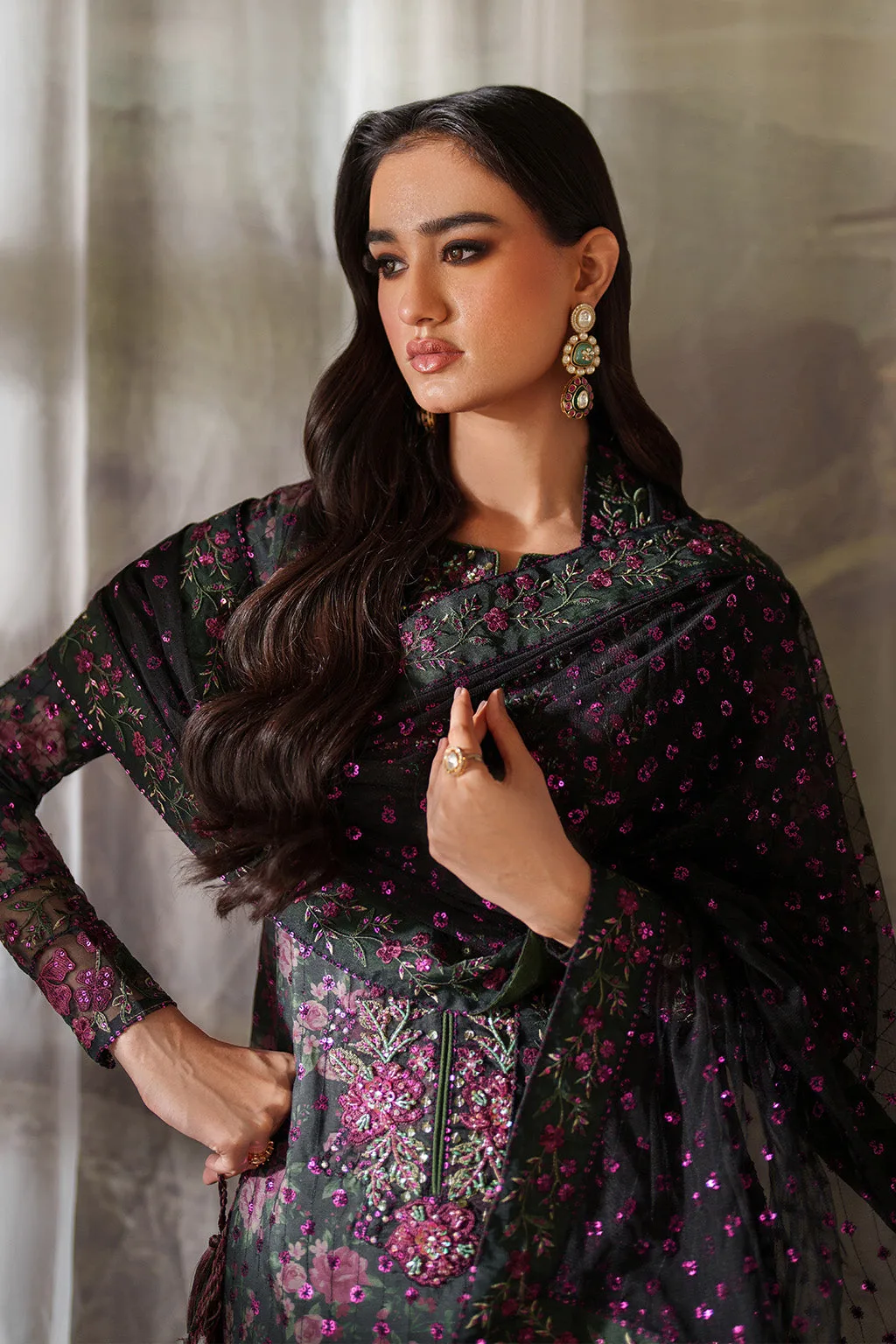 Black printed formal suit with raw silk and organza detailing – view 8 – Poshaq