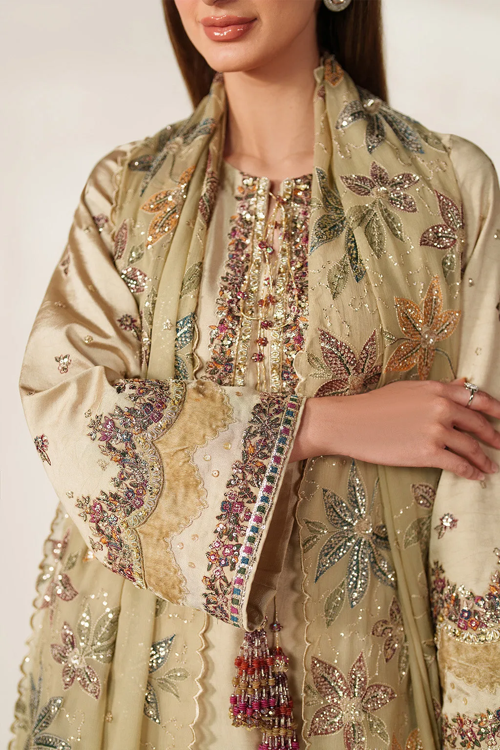 Unstitched formal dress in organza, chiffon, velvet and silk – view 4 – Poshaq