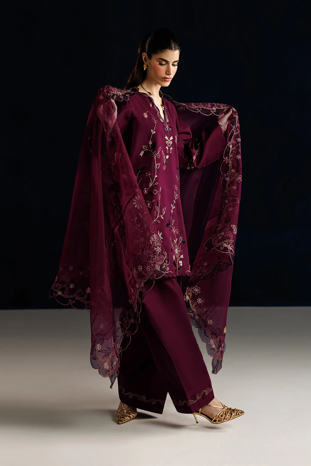Unstitched formal silk and organza ensemble with subtle embroidery – view 4 – Poshaq