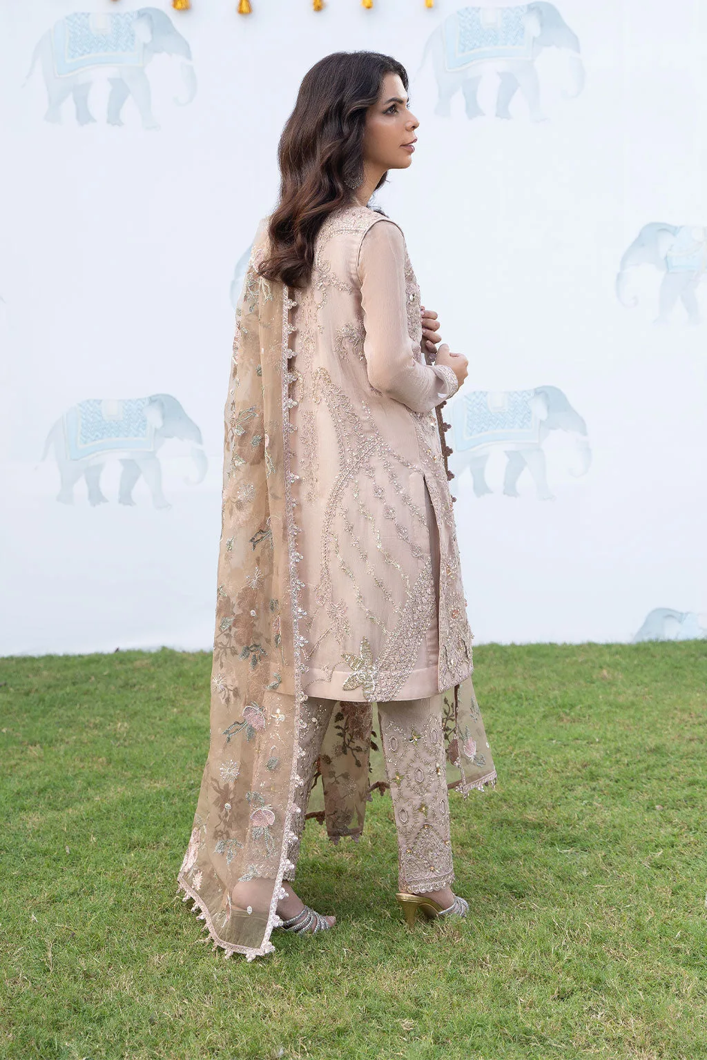 Iznik ISC-04 Maala unstitched set in organza, chiffon and silk – view 13 – Poshaq