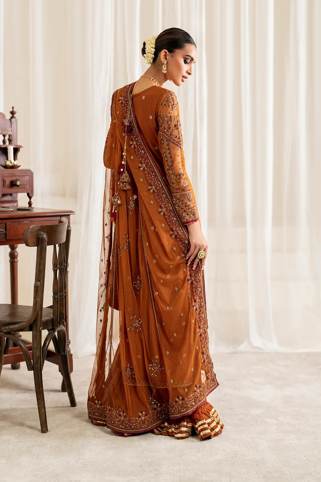 Embroidered net top with raw silk trouser and organza dupatta in natural tones – view 3 – Poshaq