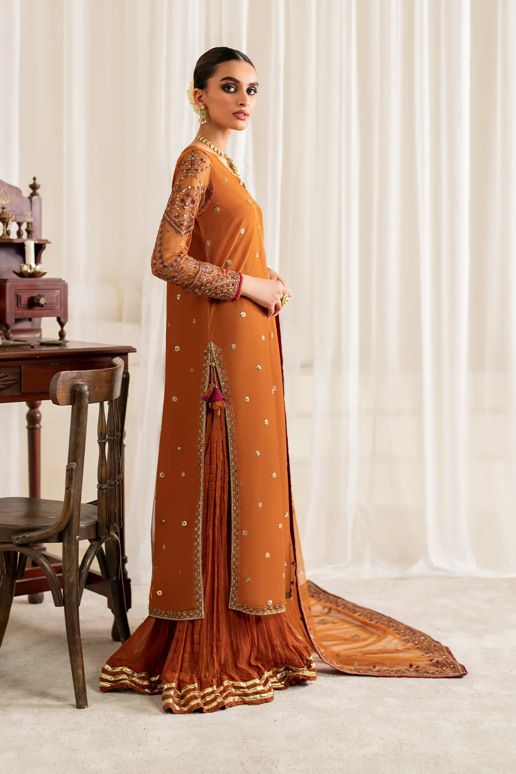 Embroidered net top with raw silk trouser and organza dupatta in natural tones – view 5 – Poshaq