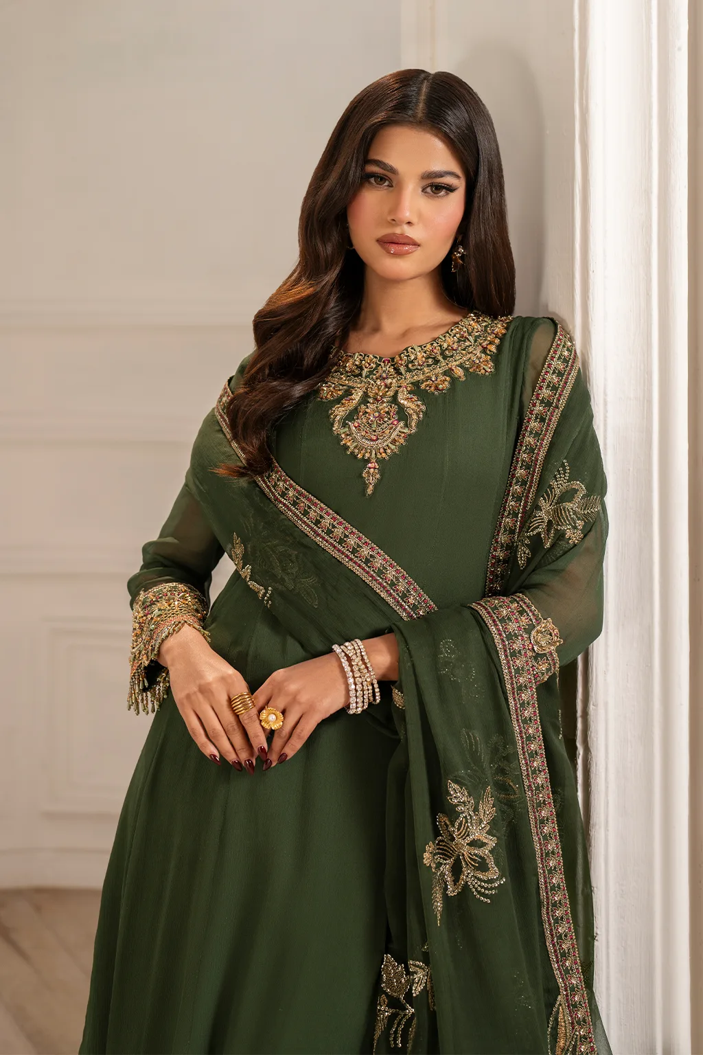 Embroidered chiffon frock with organza sleeves and raw silk trousers – view 9 – Poshaq