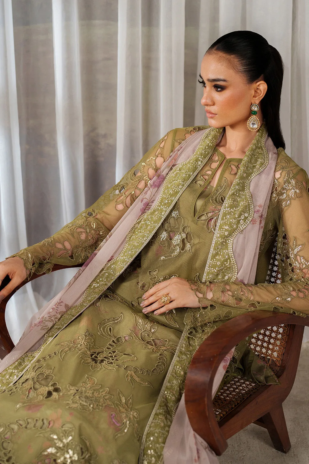 Green printed formal set with raw silk shirt and chiffon dupatta – view 10 – Poshaq