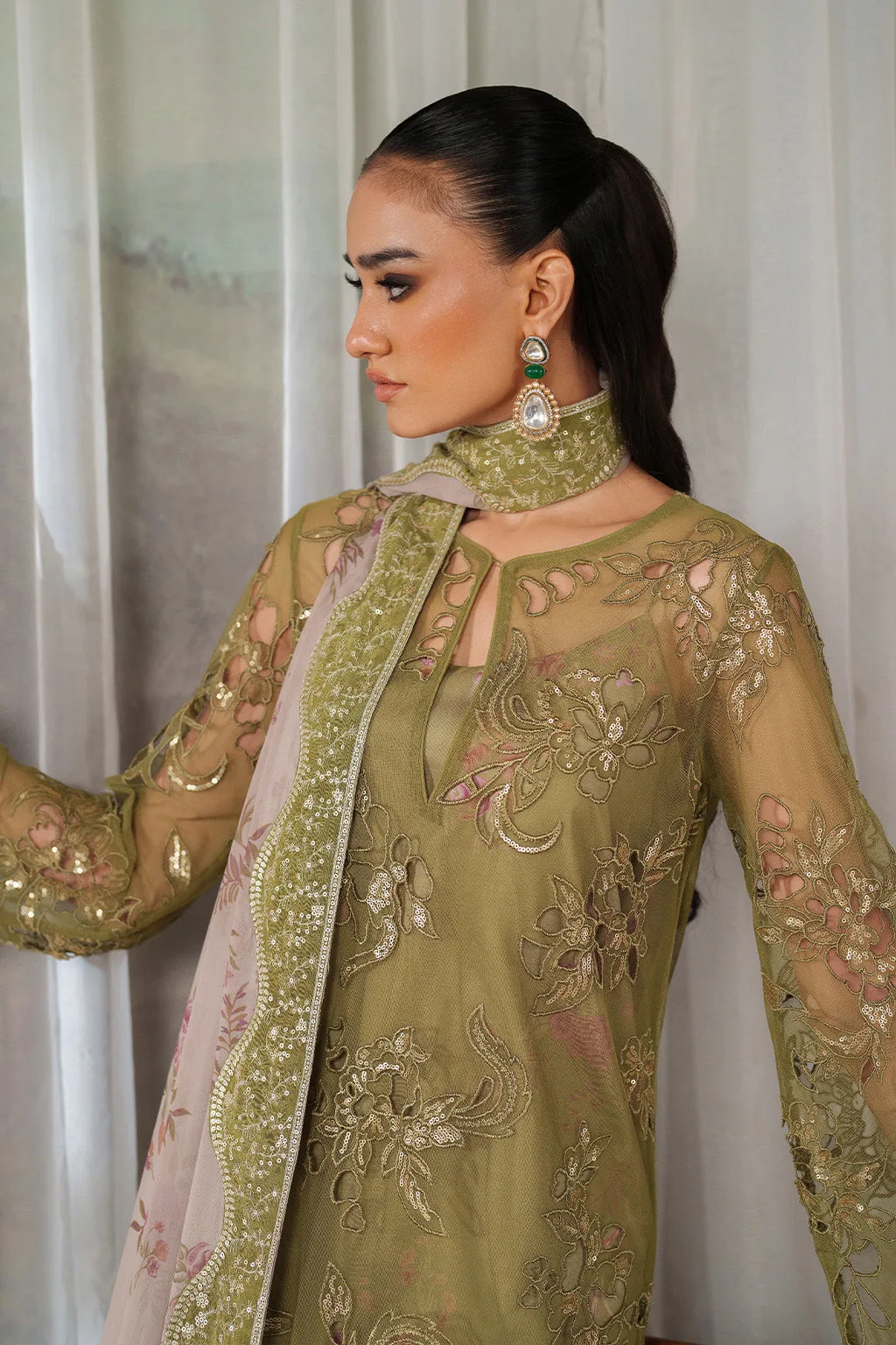 Green printed formal set with raw silk shirt and chiffon dupatta – view 8 – Poshaq