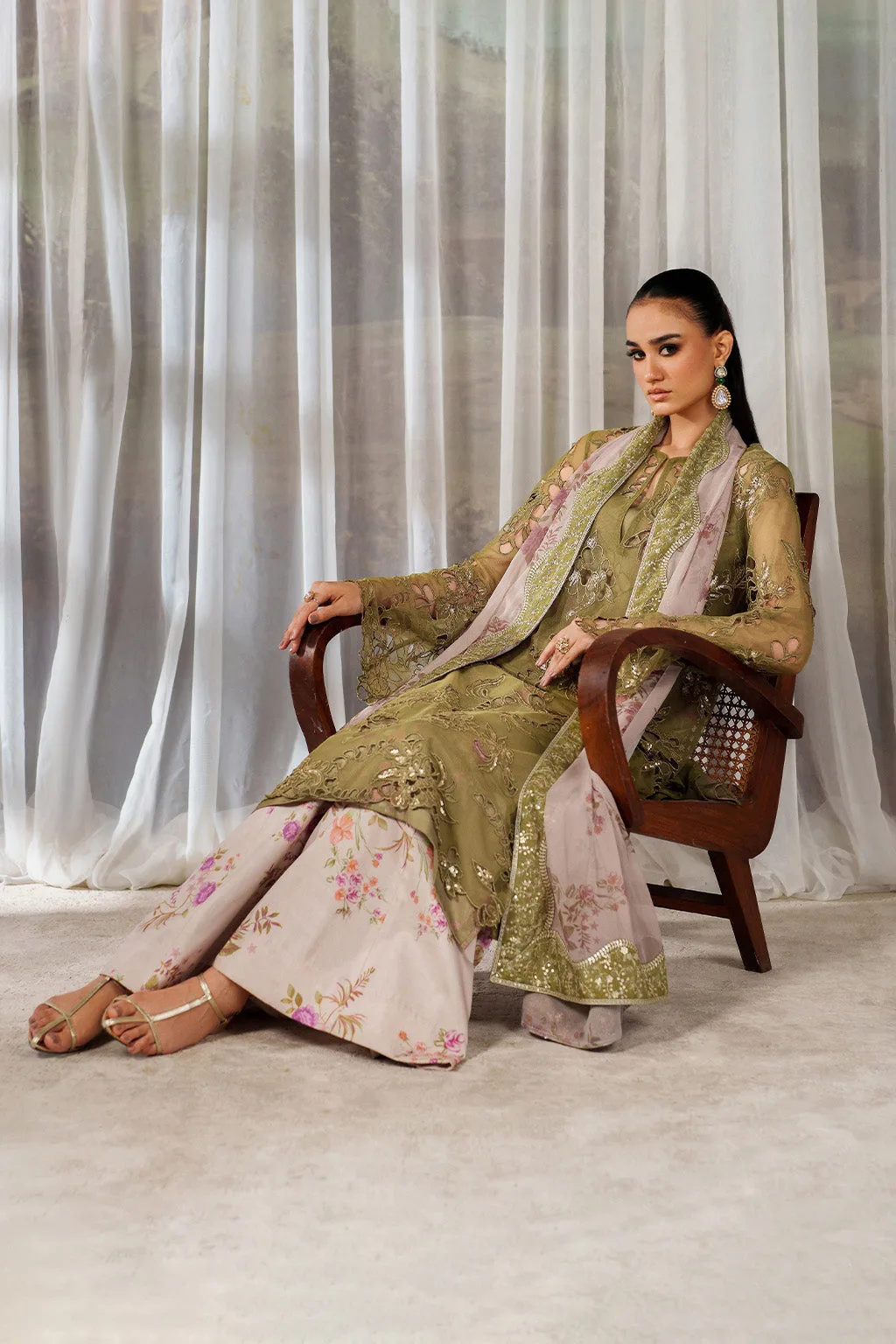 Green printed formal set with raw silk shirt and chiffon dupatta – view 9 – Poshaq