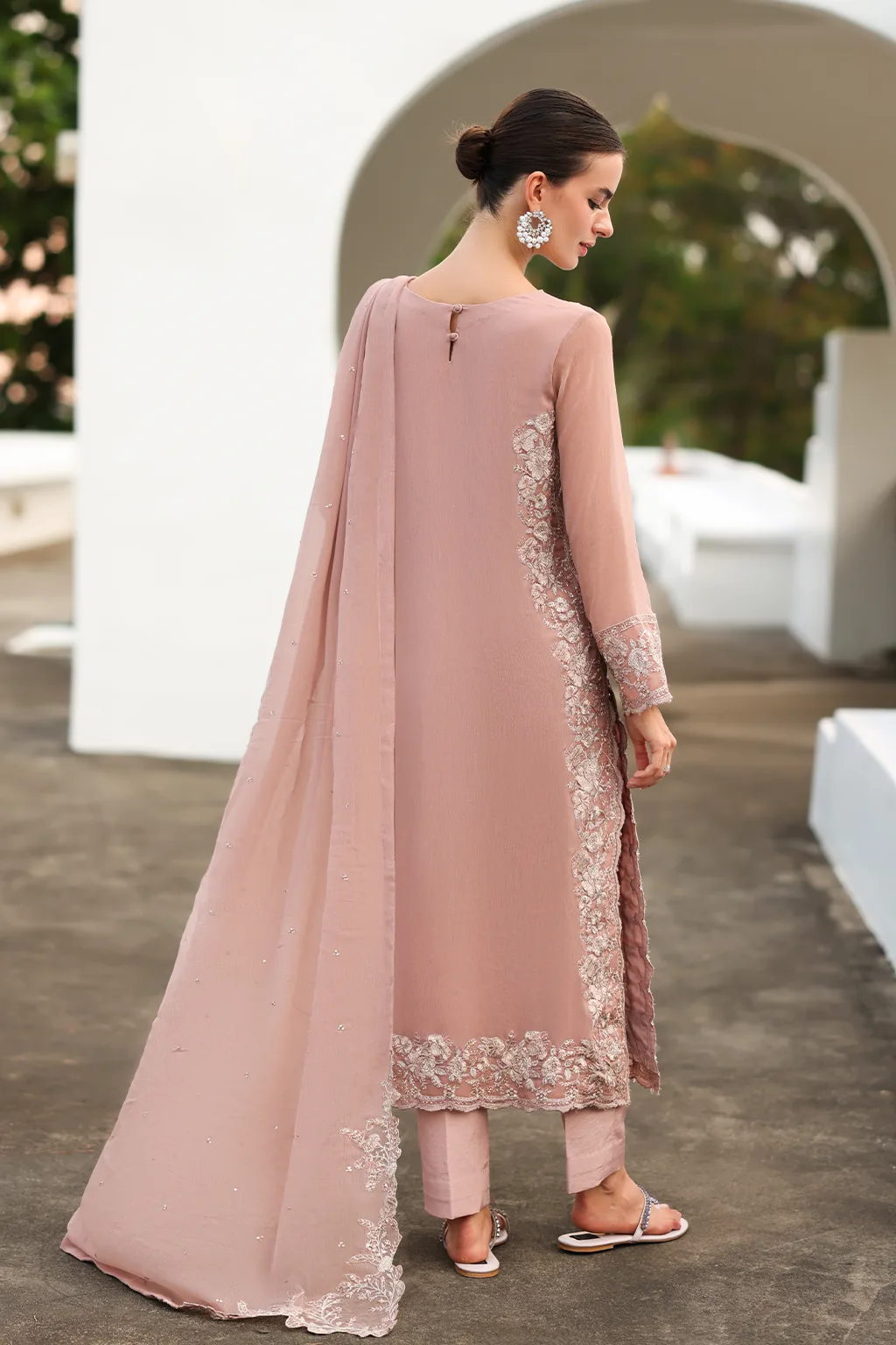 Embroidered chiffon suit with organza lace and matching raw silk trouser – view 3 – Poshaq