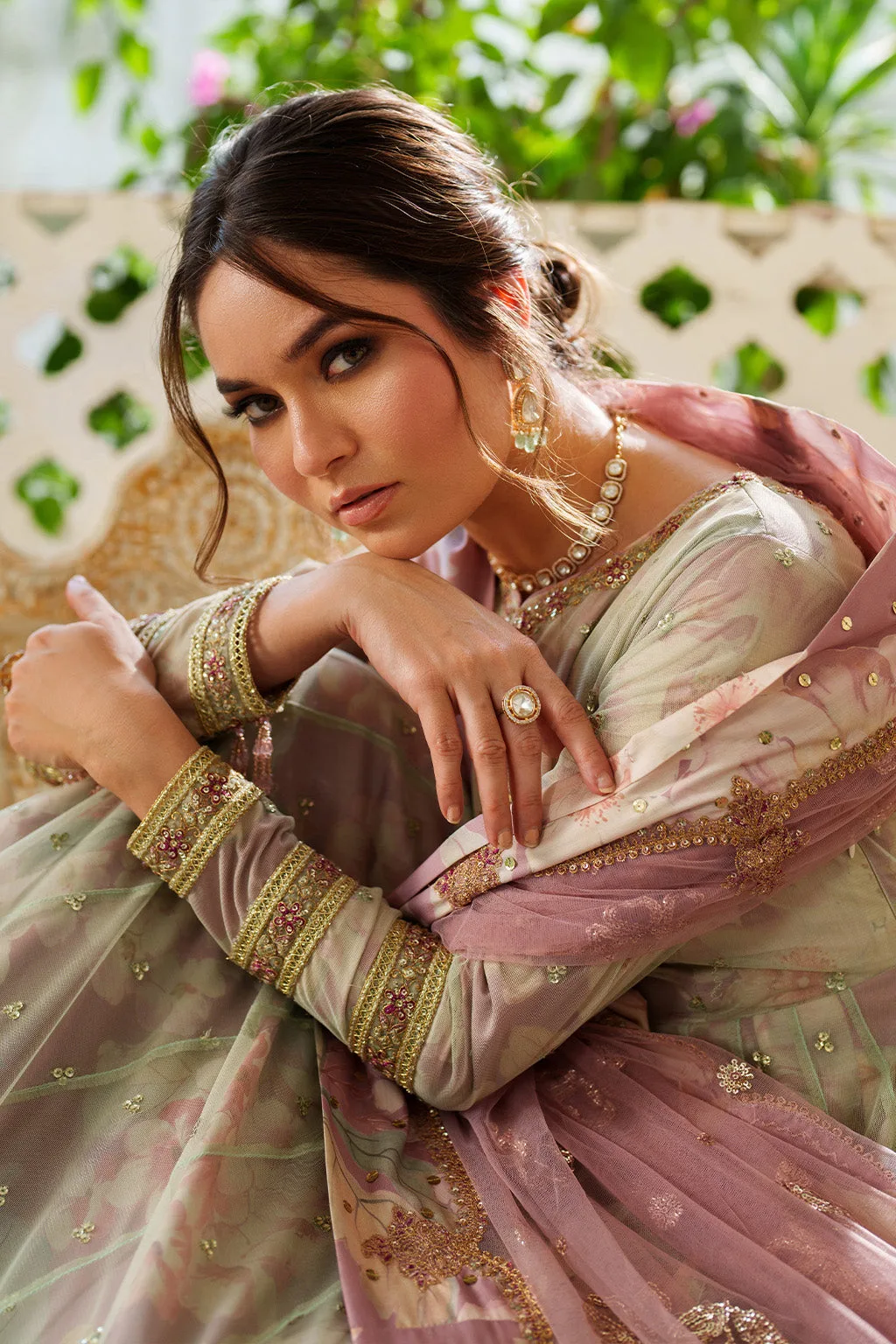 Green formal set with printed raw silk shirt and organza layers – view 13 – Poshaq