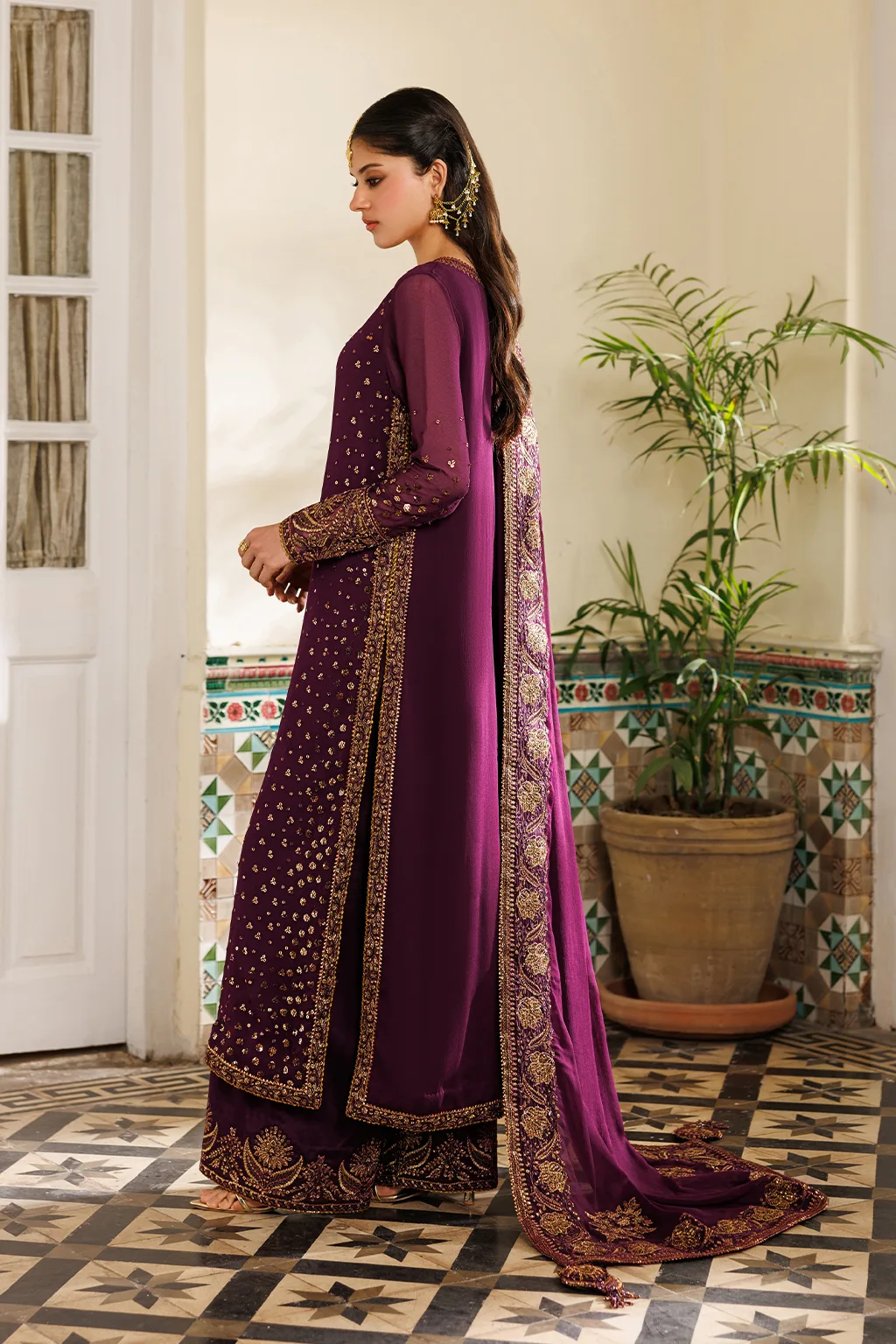 Embroidered chiffon formal set with raw silk trouser and organza detailing – view 2 – Poshaq