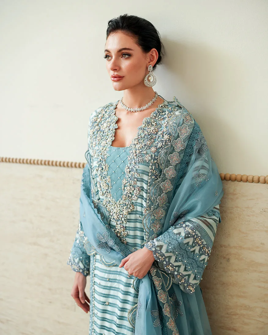 Silver three‑piece festive set with silk shirt, raw silk trousers and organza dupatta – view 5 – Poshaq