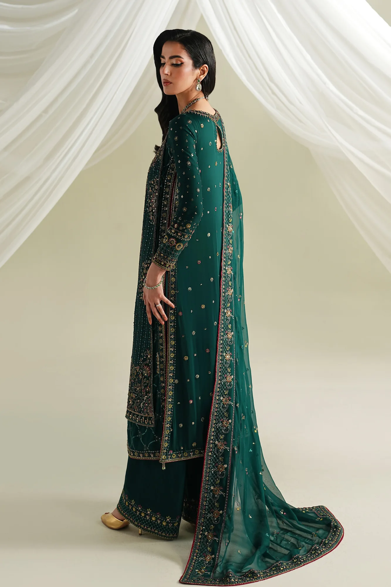 Green formal outfit with georgette shirt, silk dupatta and raw silk culotte – view 2 – Poshaq