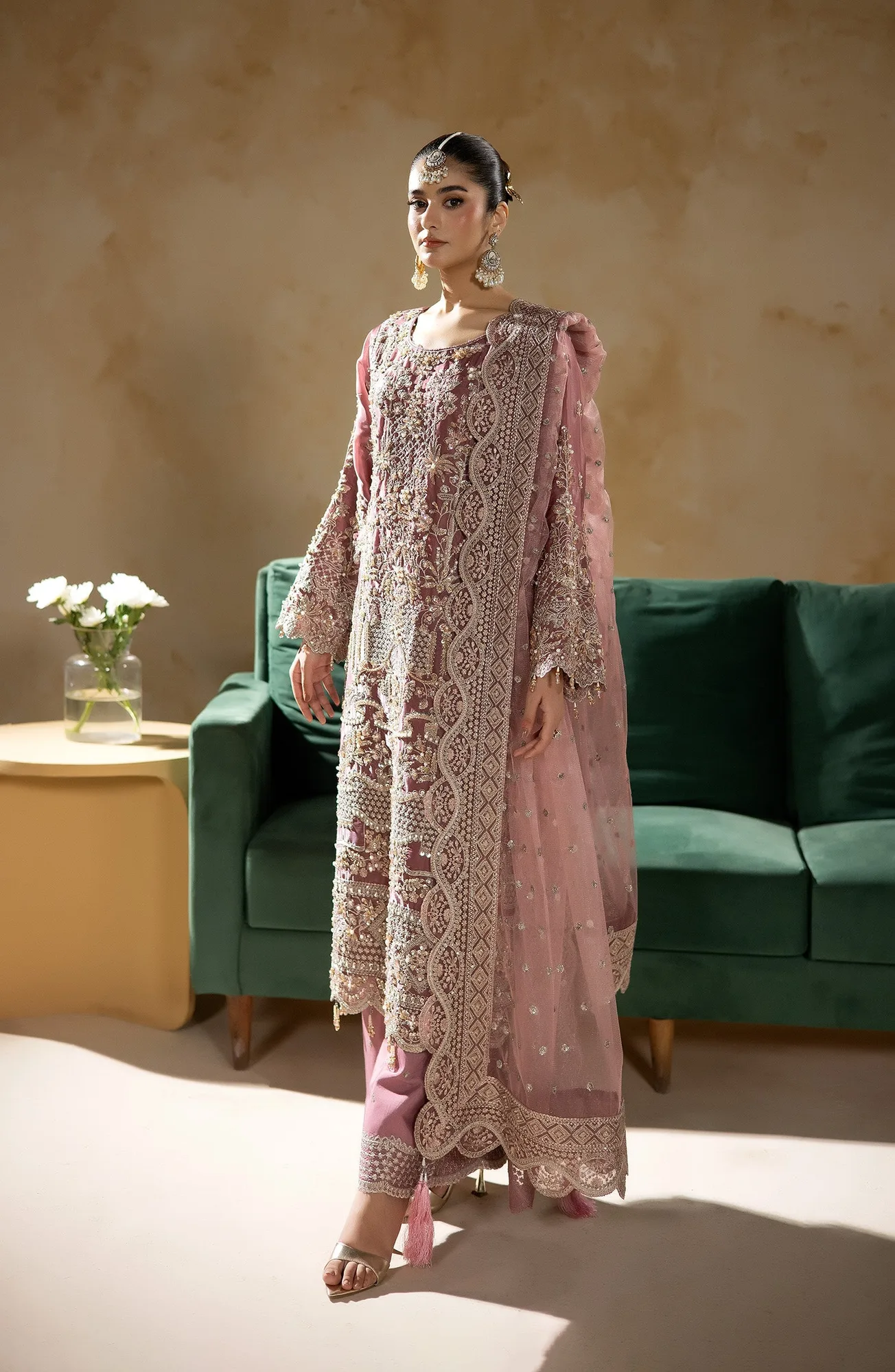 Raw silk shirt, trousers and net dupatta in elegant formal set – view 4 – Poshaq