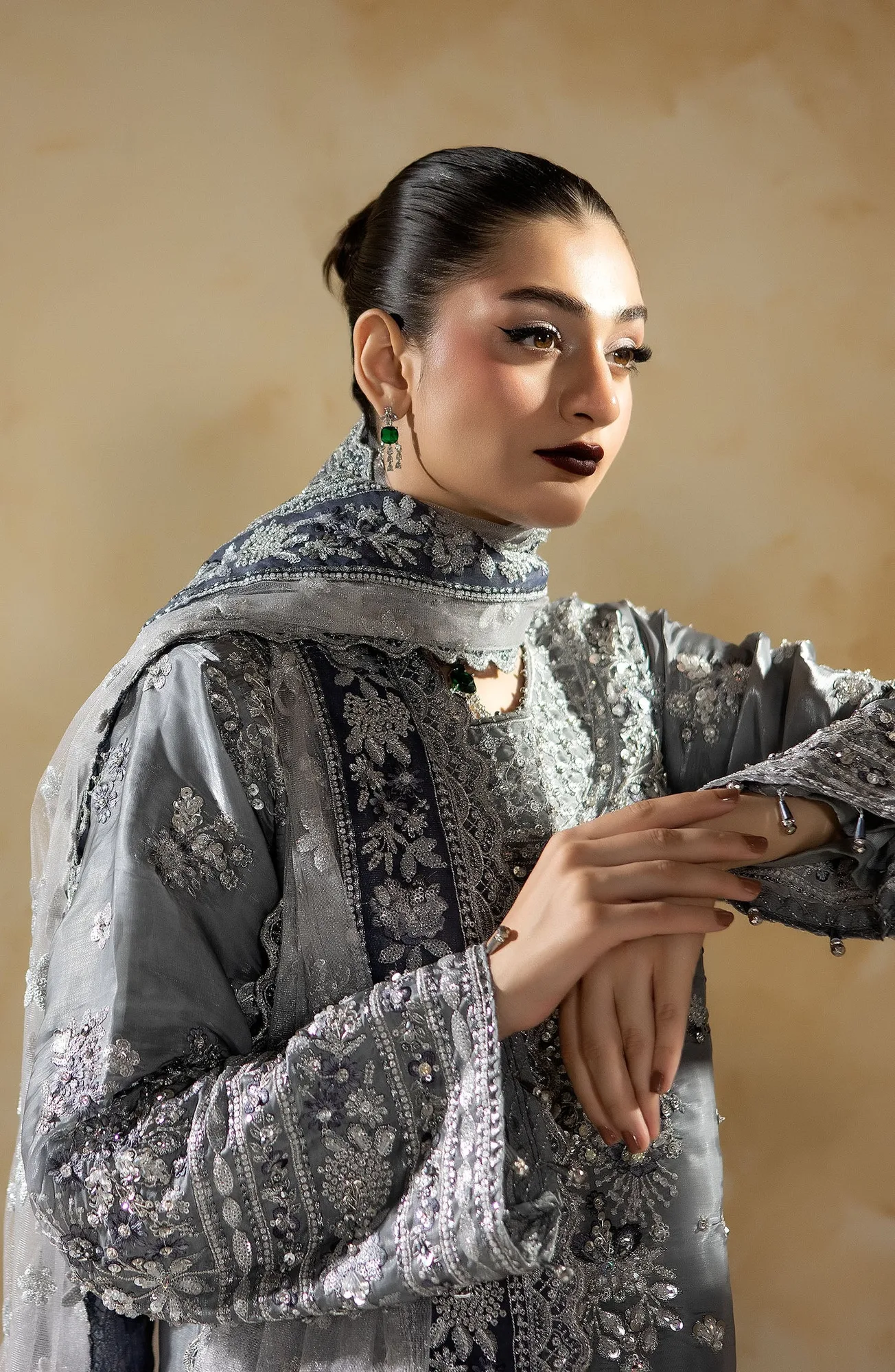 Raw silk shirt with silk trouser and embroidered net dupatta in subtle sheen – view 4 – Poshaq