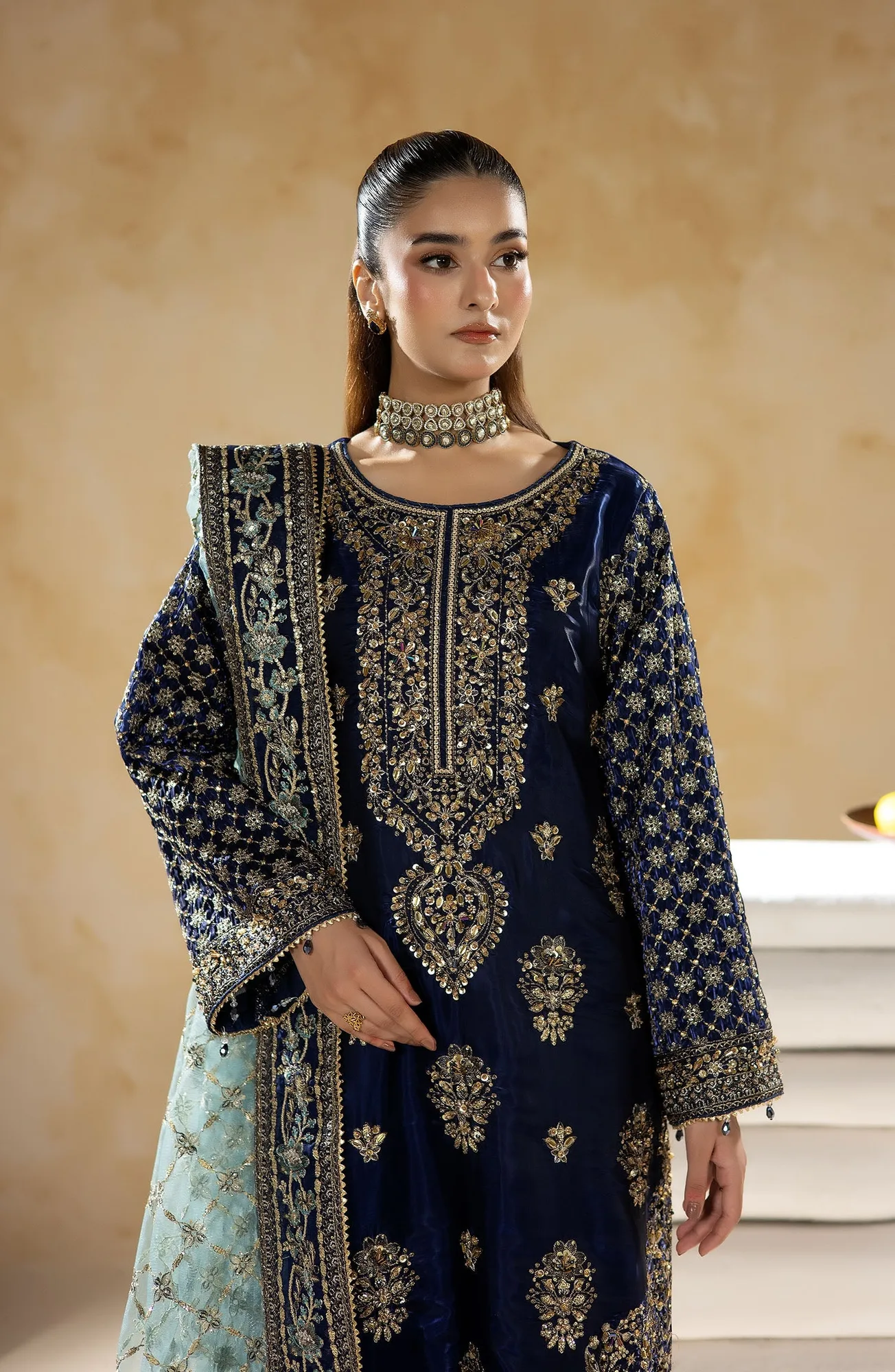 raw silk suit with net dupatta and embroidered details – view 5 – Poshaq