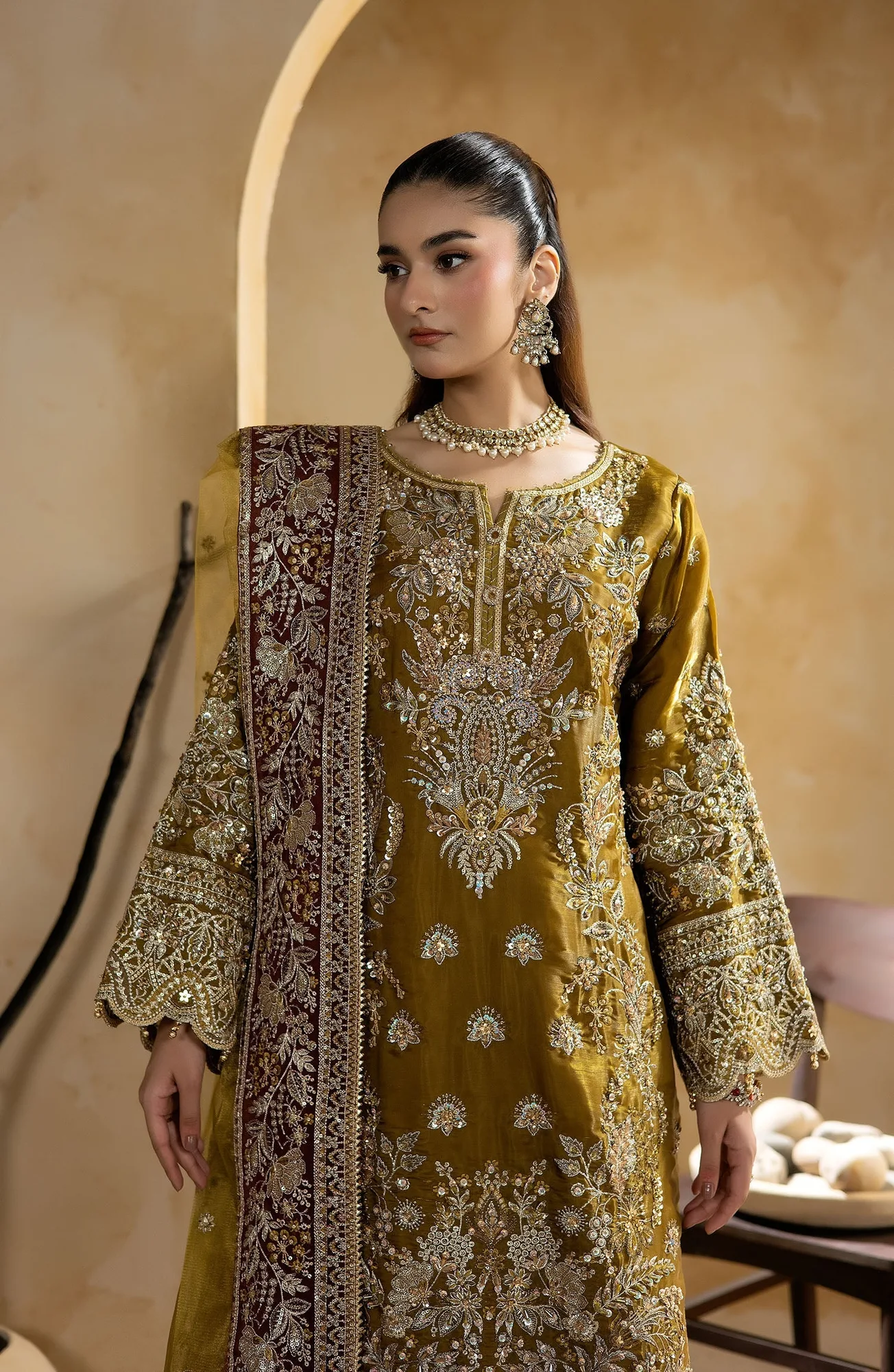 Raw silk suit with net dupatta, featuring silk shirt and trousers – view 2 – Poshaq