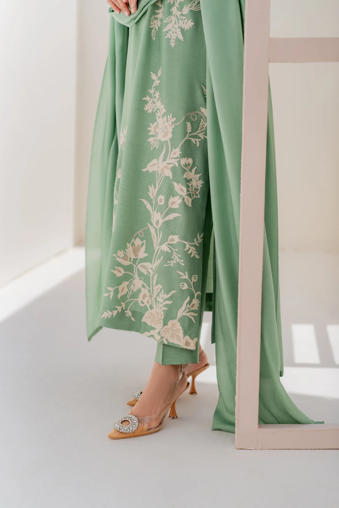 Green silk two-piece with hand aari embroidery and polki buttons – view 12 – Poshaq