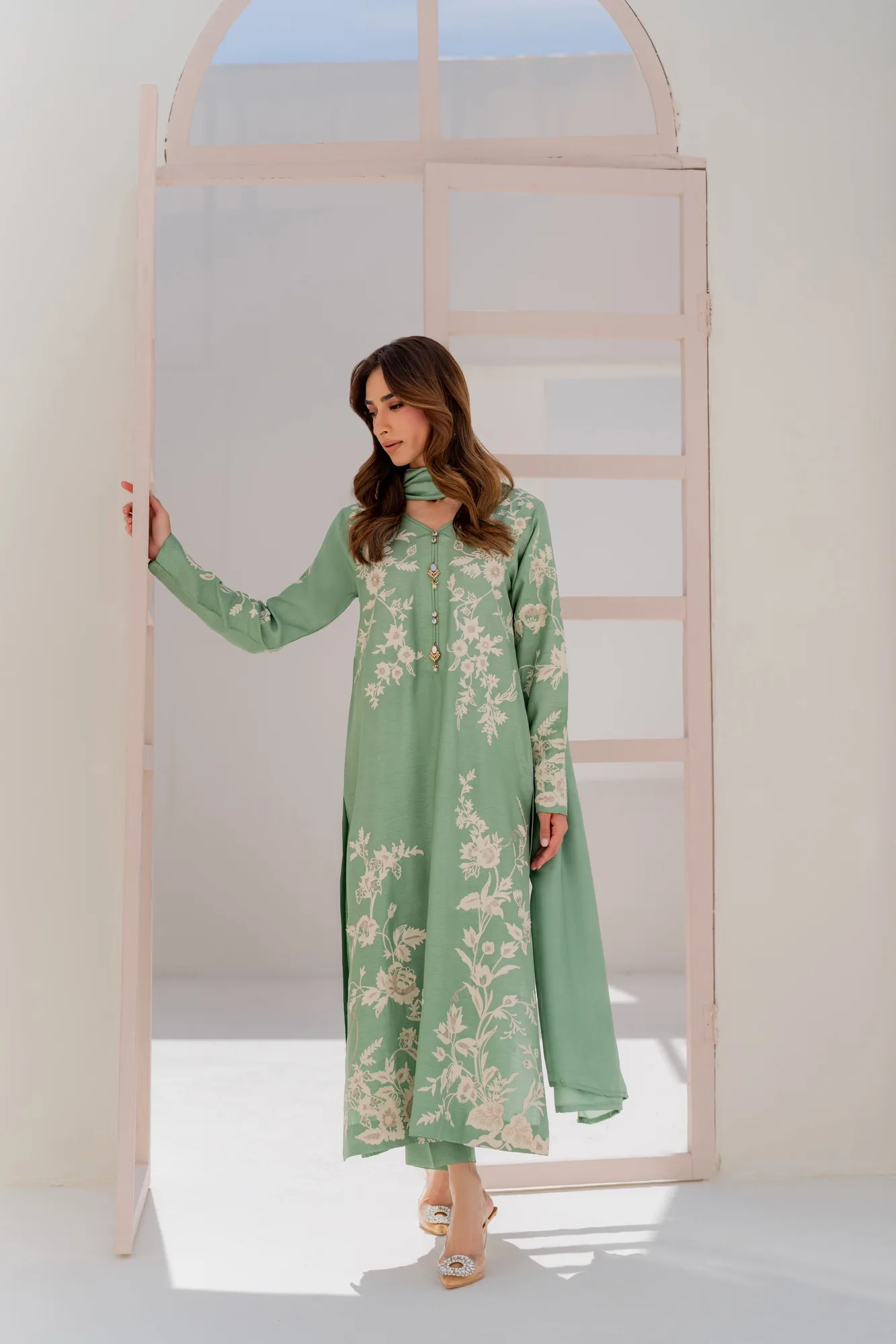 Green silk two-piece with hand aari embroidery and polki buttons – view 2 – Poshaq