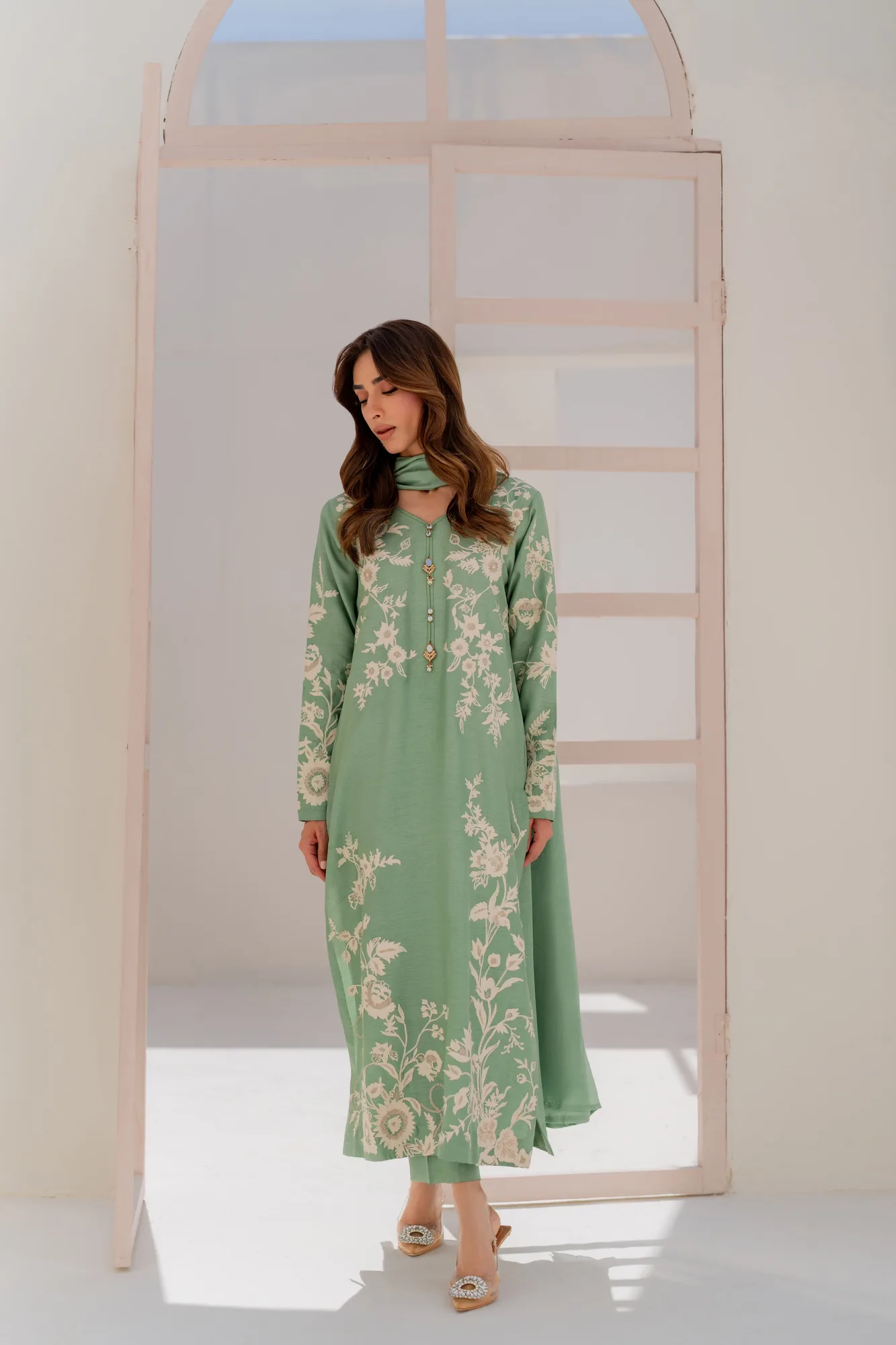 Green silk two-piece with hand aari embroidery and polki buttons – view 3 – Poshaq